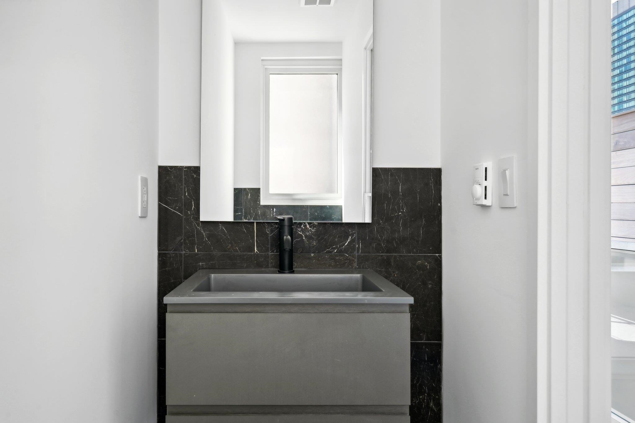 144 1st St #9N, Jersey City, New Jersey image 30