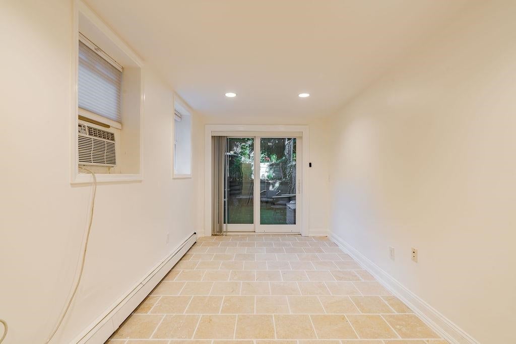 234 6TH ST 2