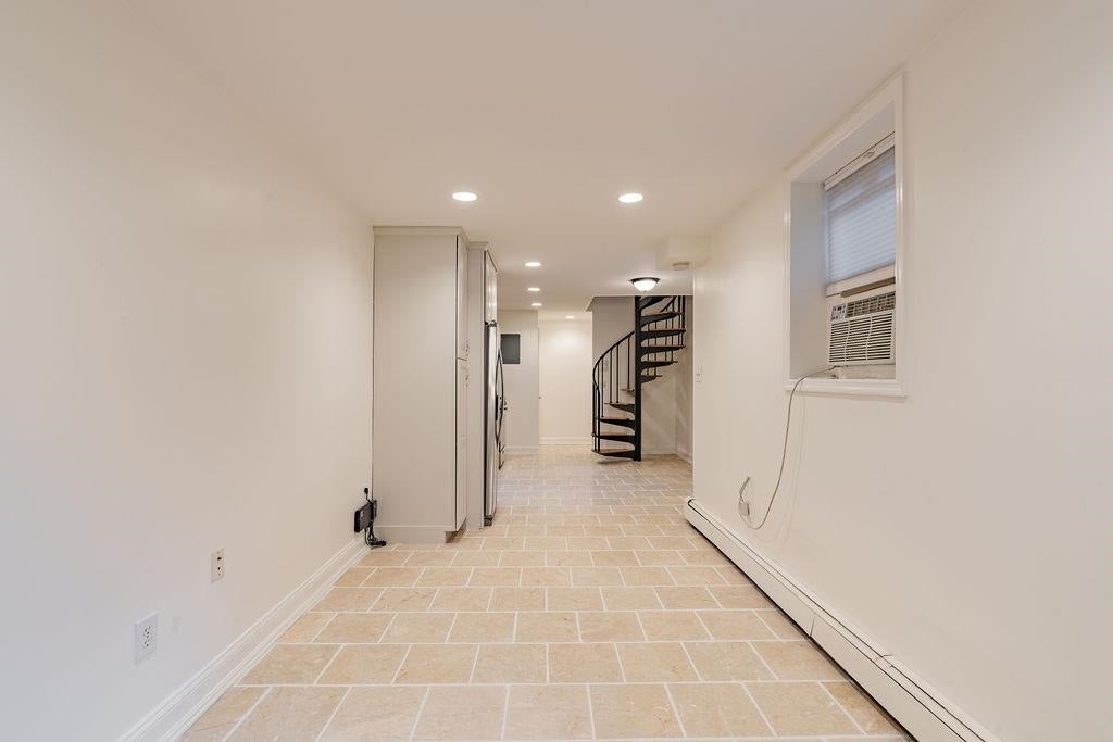 234 6TH ST 2