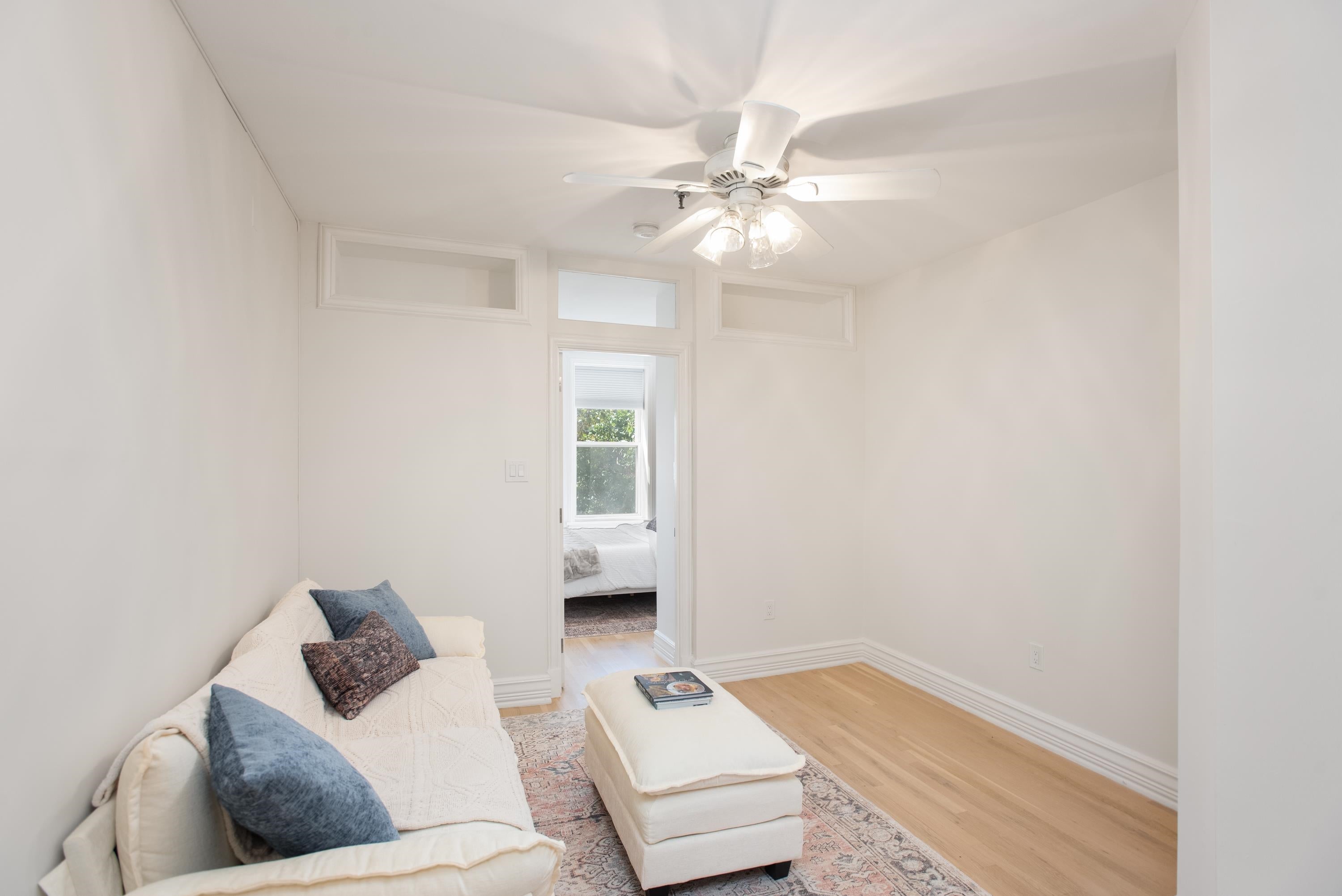129 CLINTON ST 8