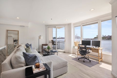Condo For Sale - 600 Harbor Blvd #952<br/> Weehawken, NJ 07086
