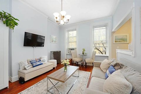 Condo For Sale - 1228 Park Ave #3F<br/> Hoboken, NJ 07030