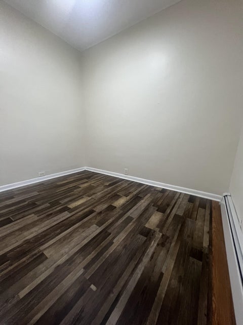 Multifamily For Rent - 123 Collard St #2<br/> Hudson County, Jersey City, NJ 07306