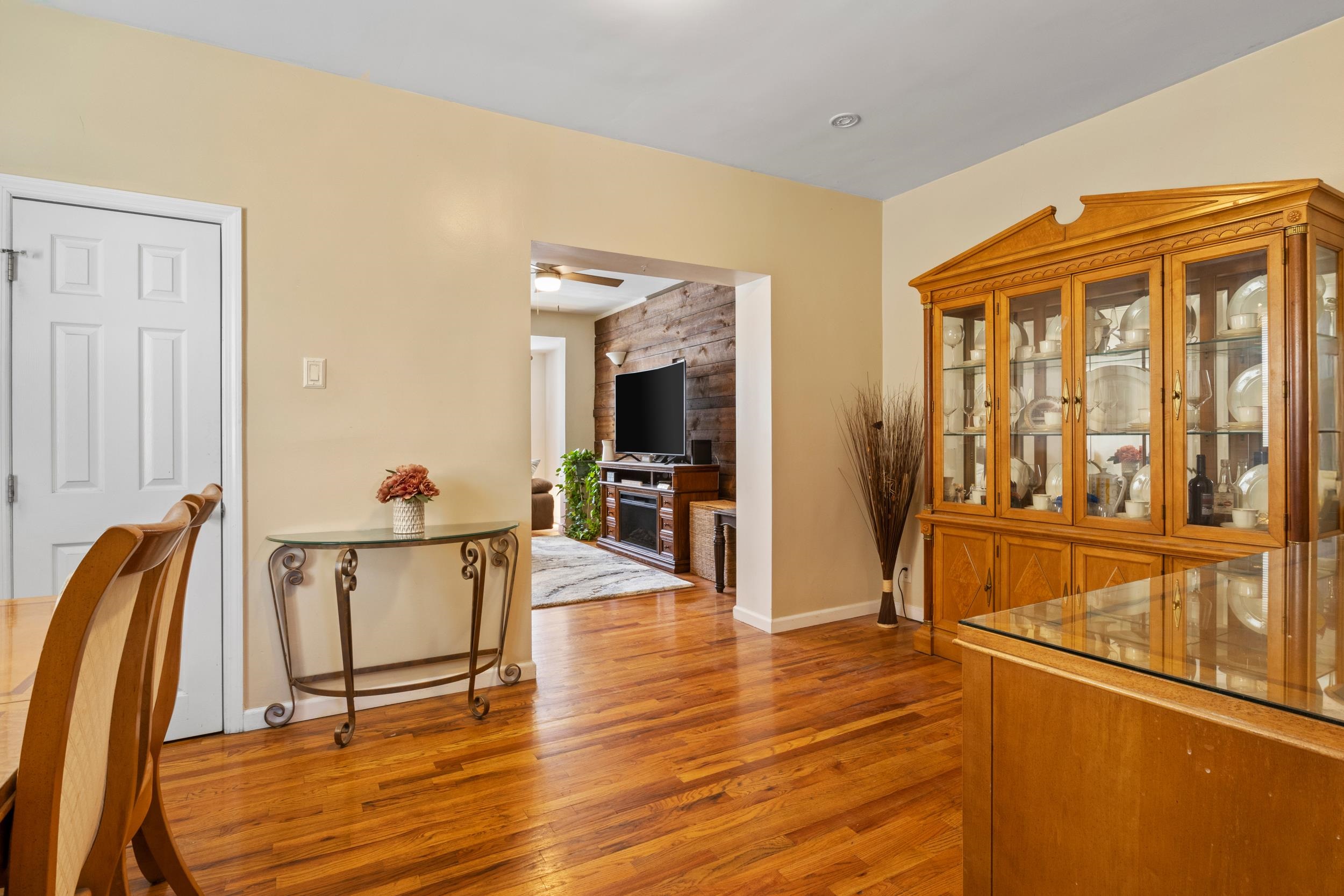 13 East 27th St, Bayonne, New Jersey image 4