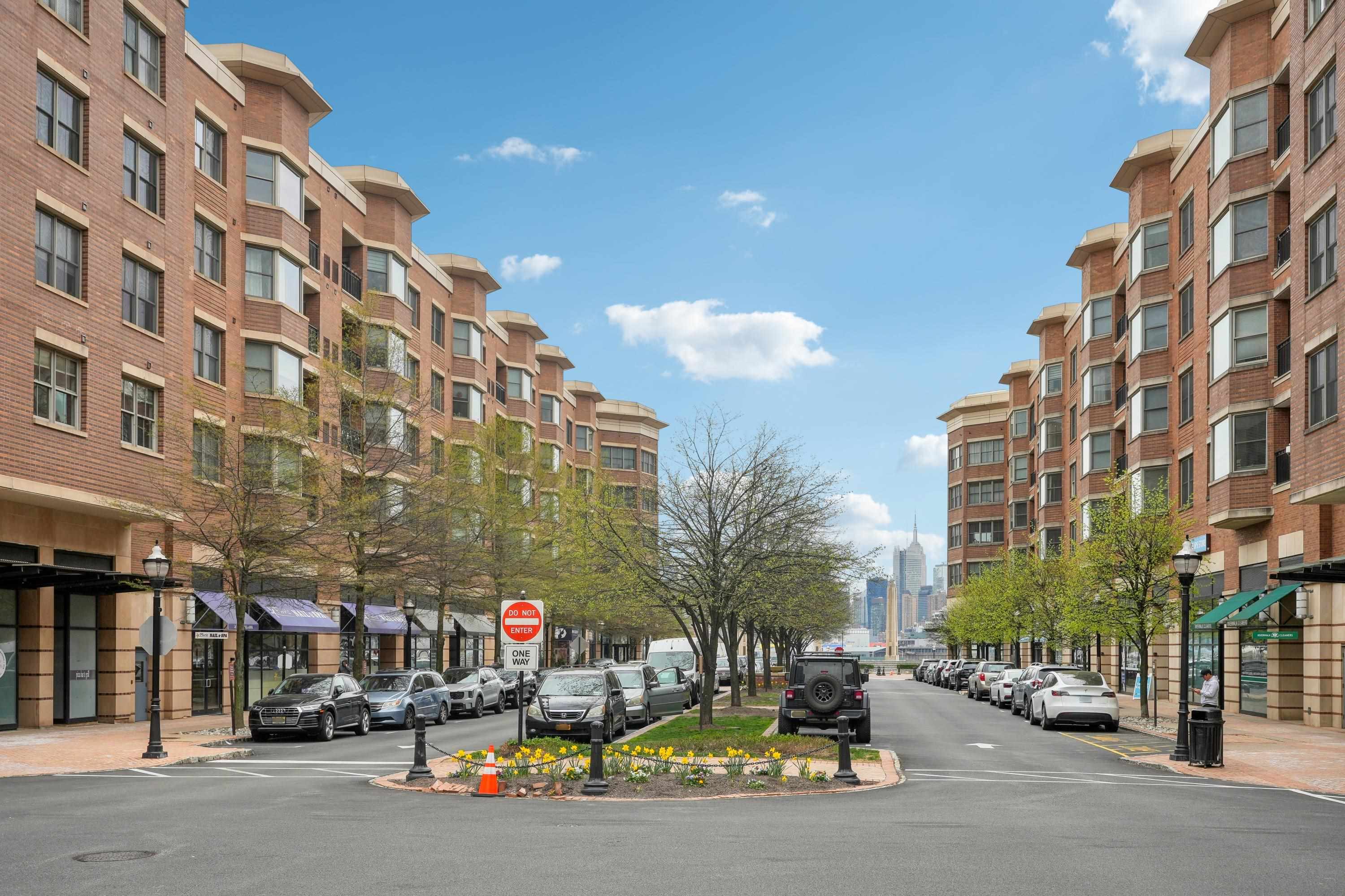 22 Avenue At Port Imperial #423, West New York, New Jersey image 26
