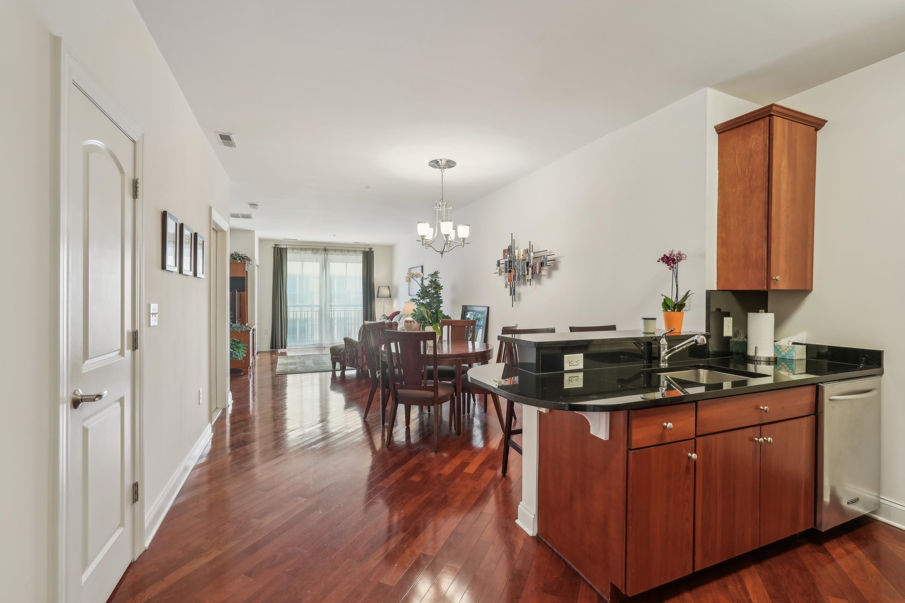 22 Avenue At Port Imperial #423, West New York, New Jersey image 8