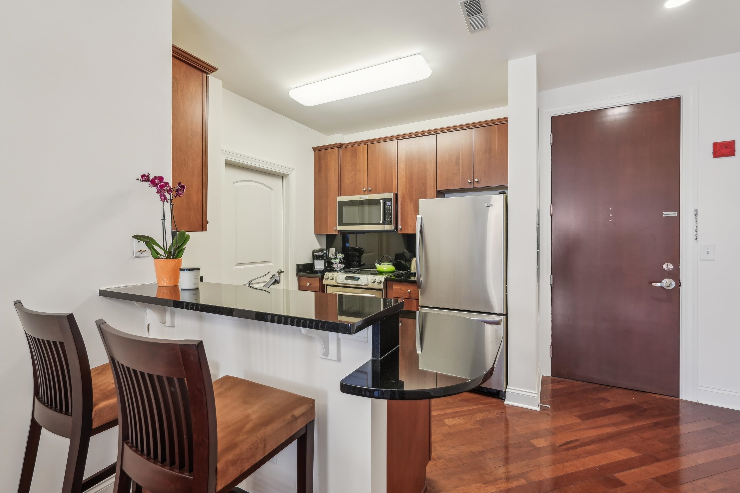 22 Avenue At Port Imperial #423, West New York, New Jersey image 9