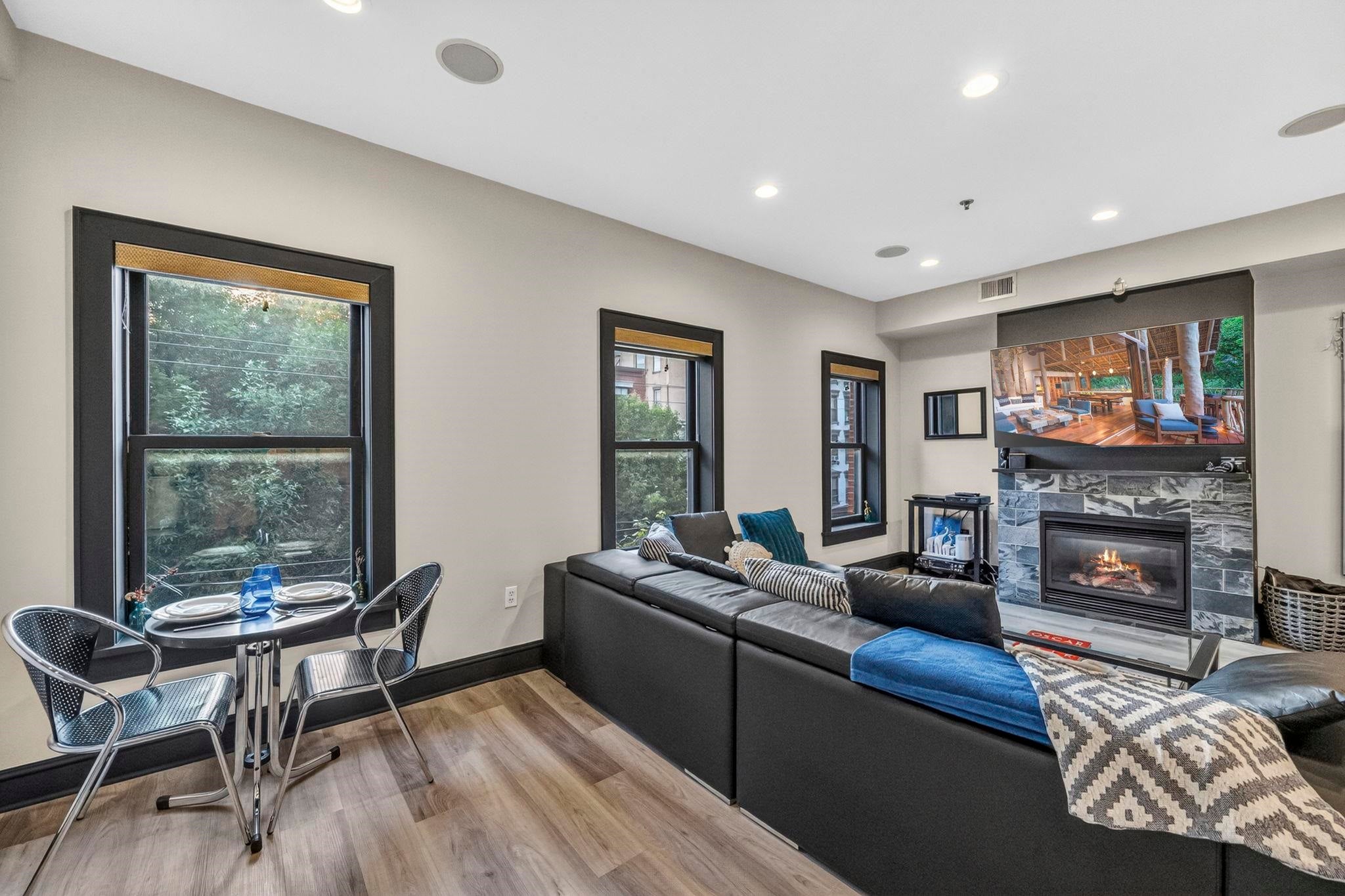 Search Homes 4 223 PARK AVE 3
