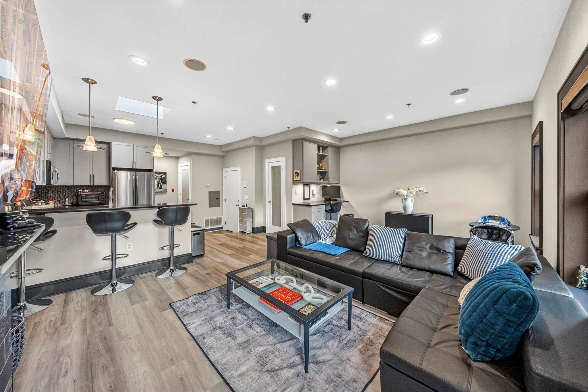 Search Homes 3 223 PARK AVE 3