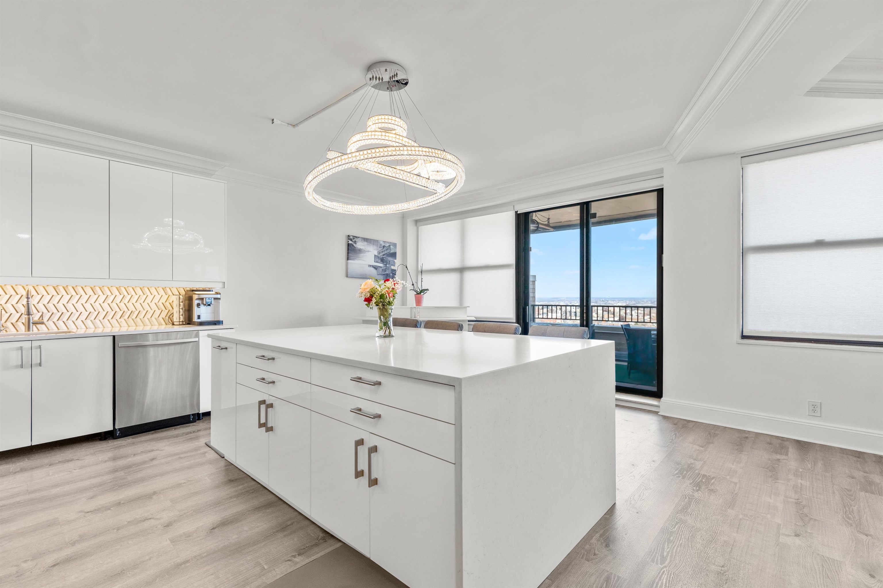 7002 Blvd East #43A, Guttenberg, New Jersey image 3