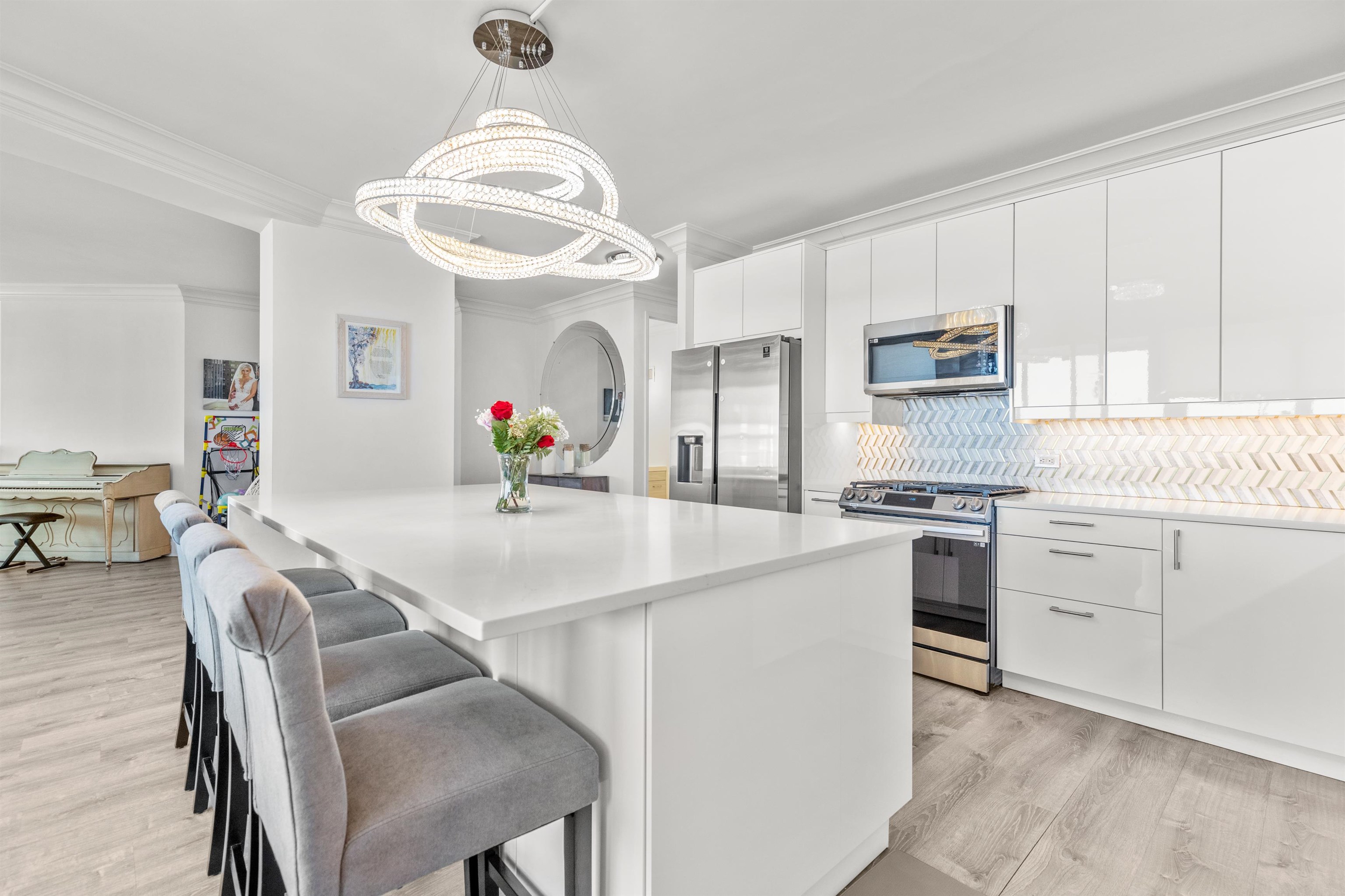 7002 Blvd East #43A, Guttenberg, New Jersey image 1