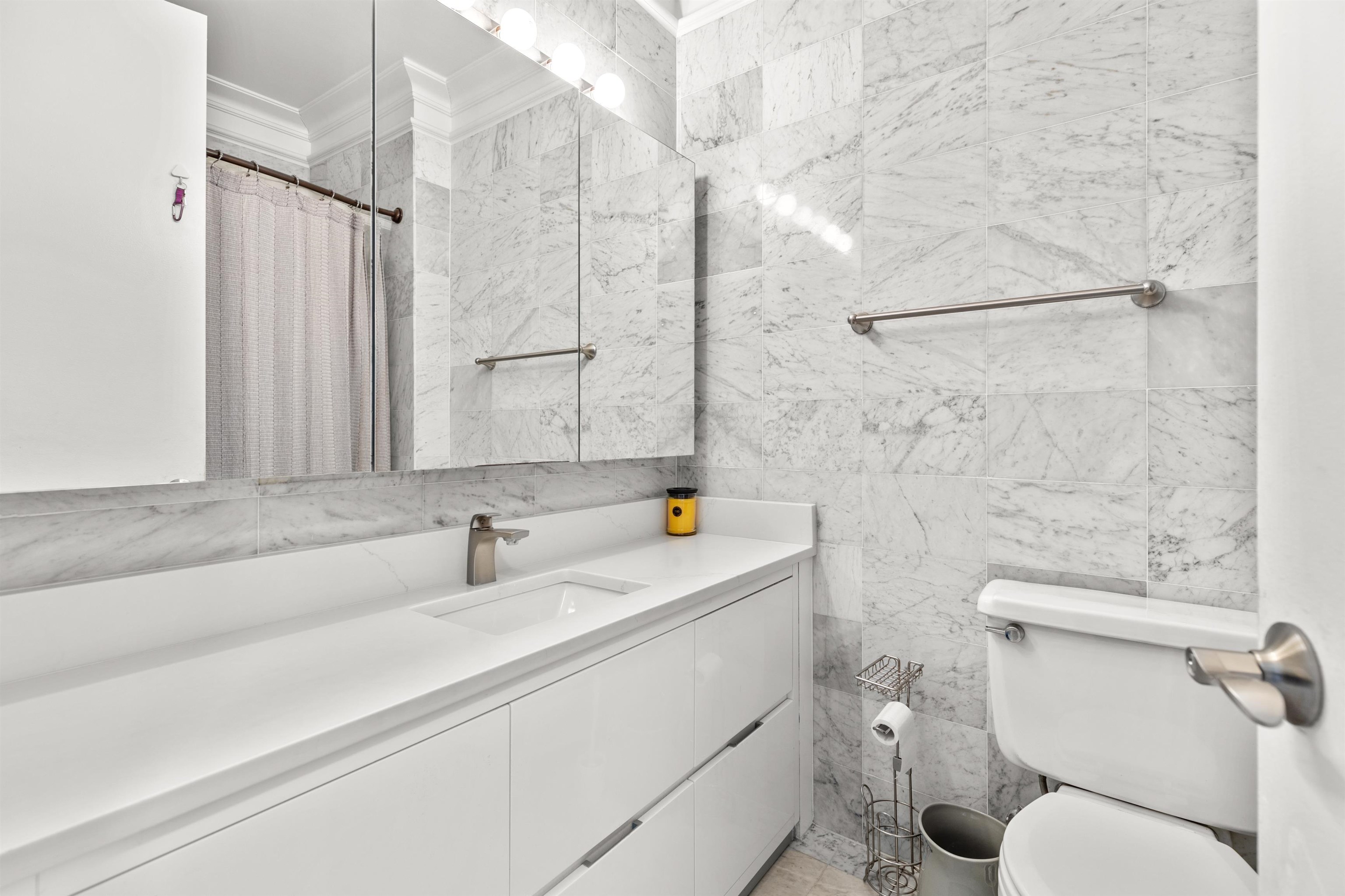 7002 Blvd East #43A, Guttenberg, New Jersey image 17