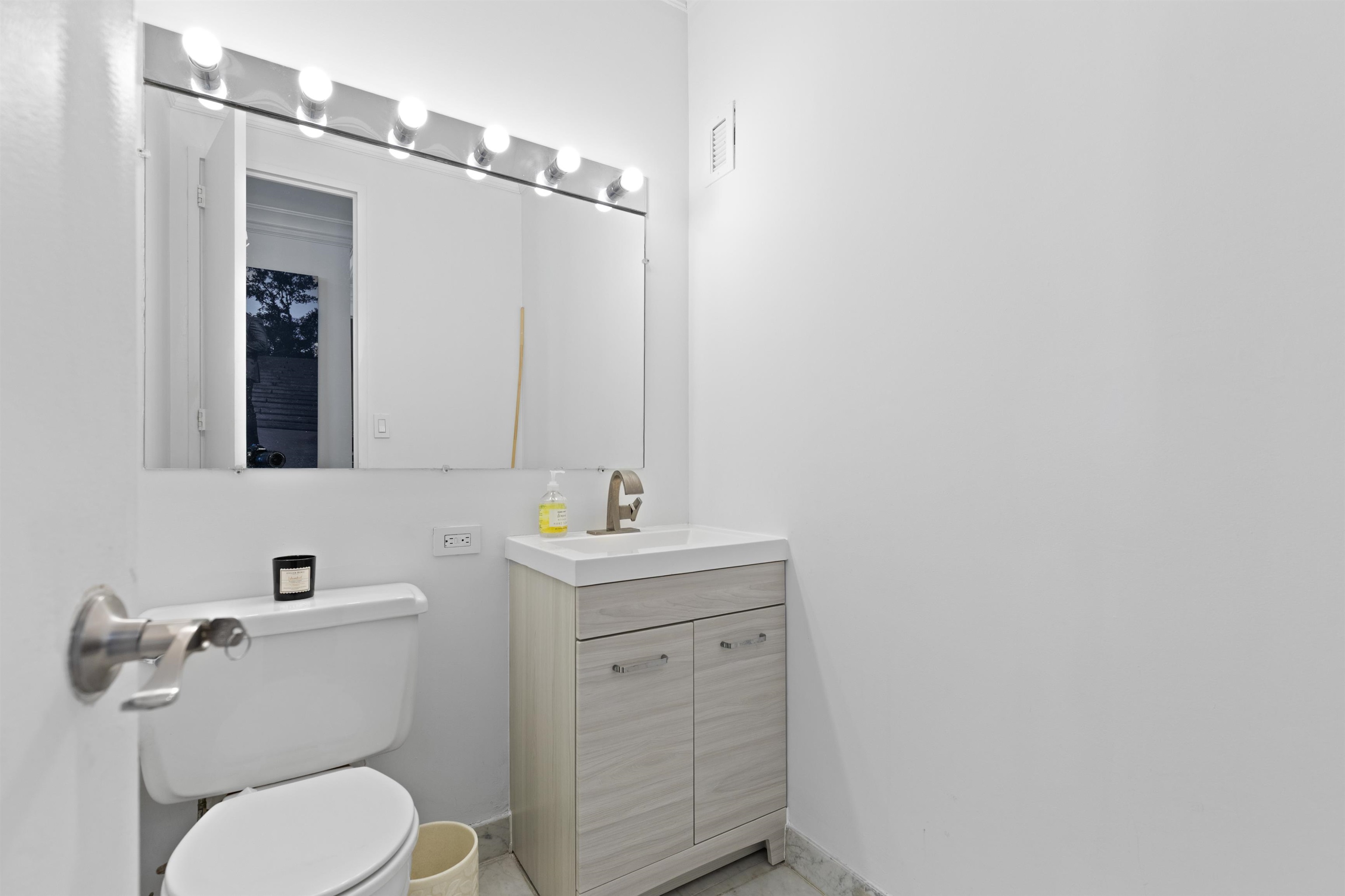 7002 Blvd East #43A, Guttenberg, New Jersey image 18