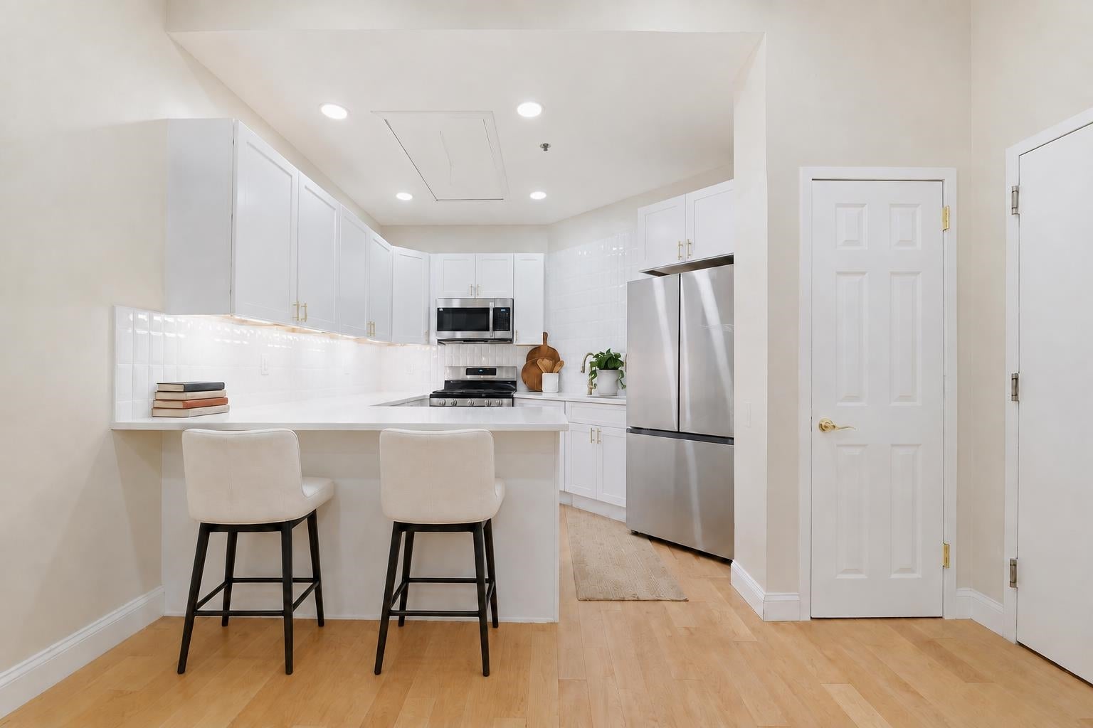 Search Homes 3 223 BLOOMFIELD ST 3E