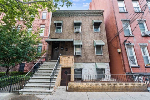 Featured picture for the property 240014666