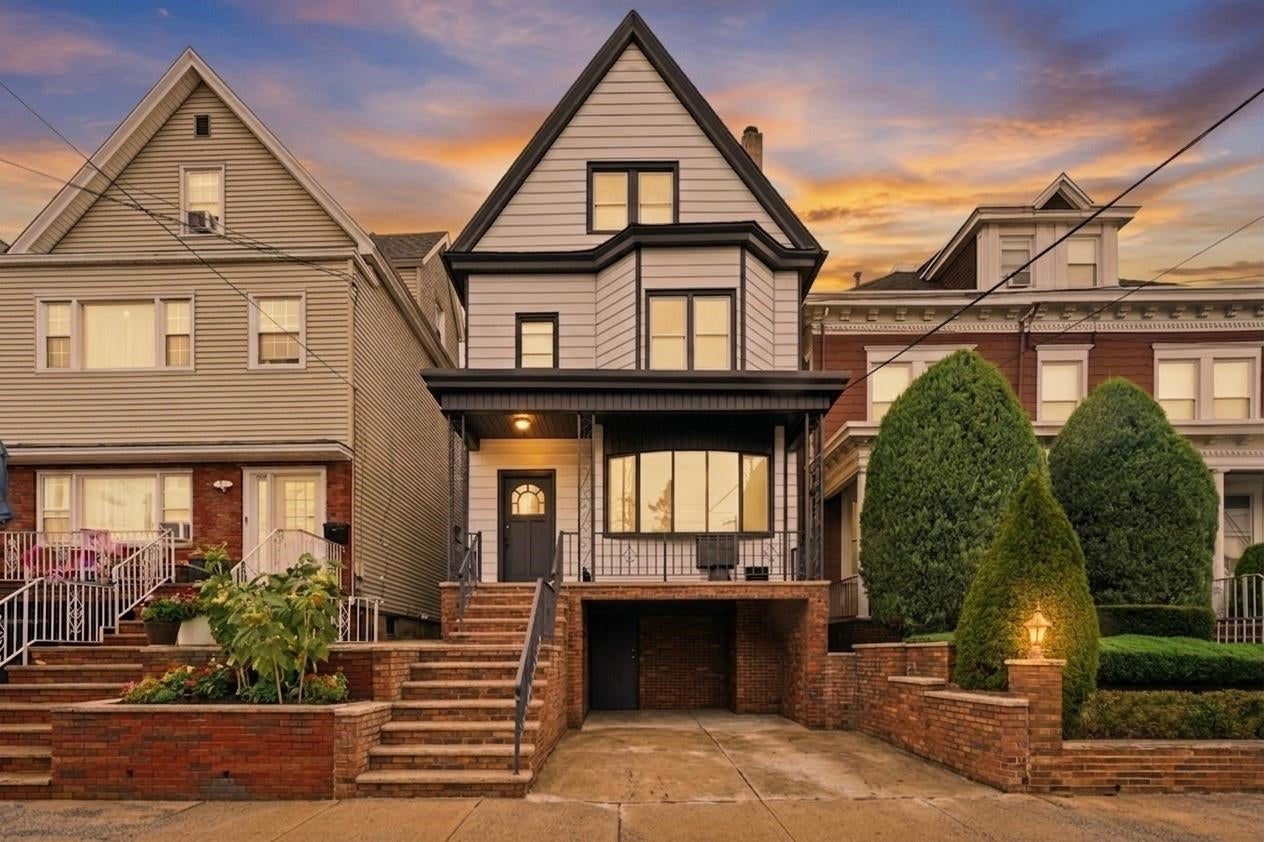 281 AVENUE C