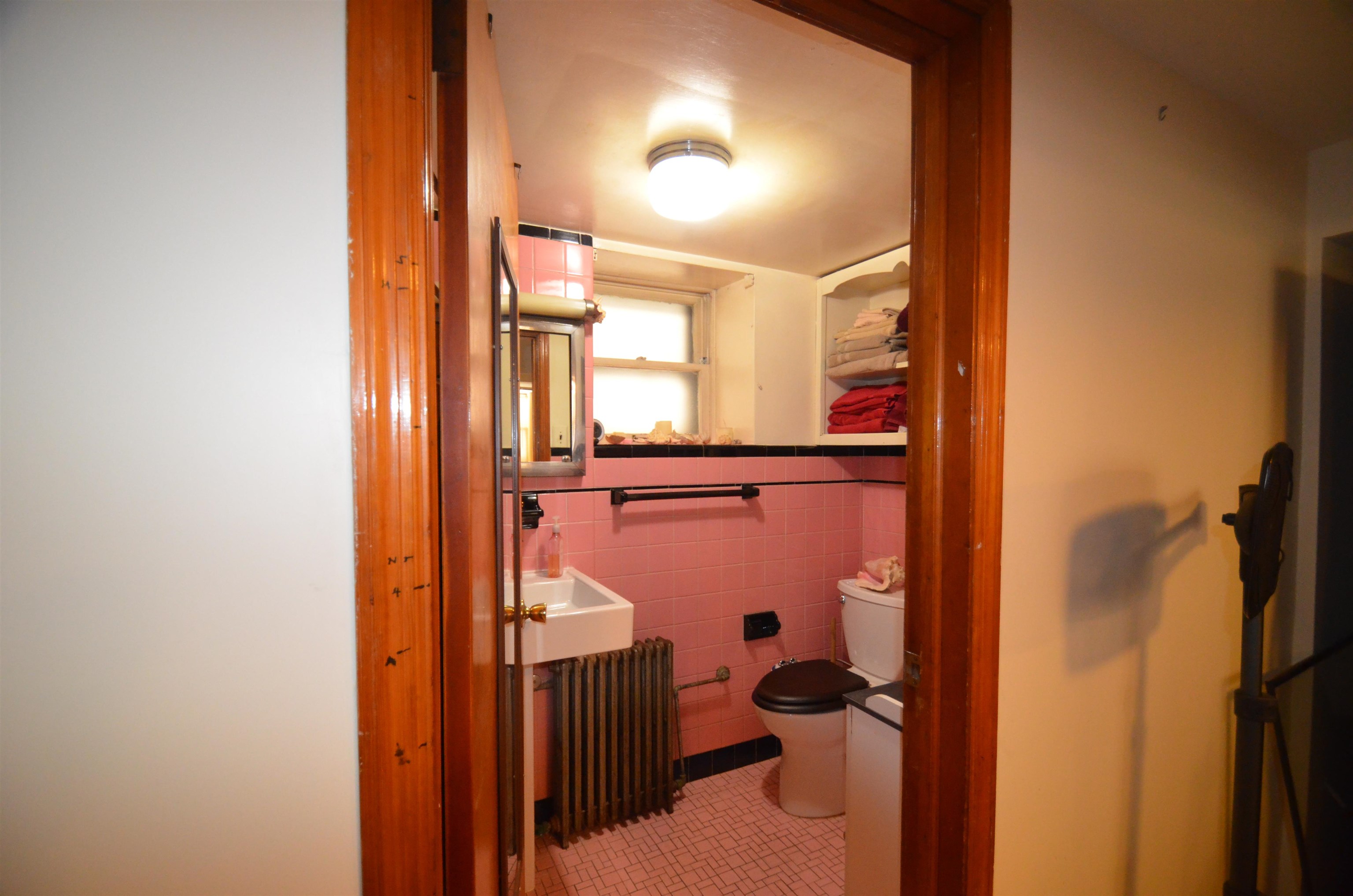 88 Laidlaw Ave, Jersey City, New Jersey image 18