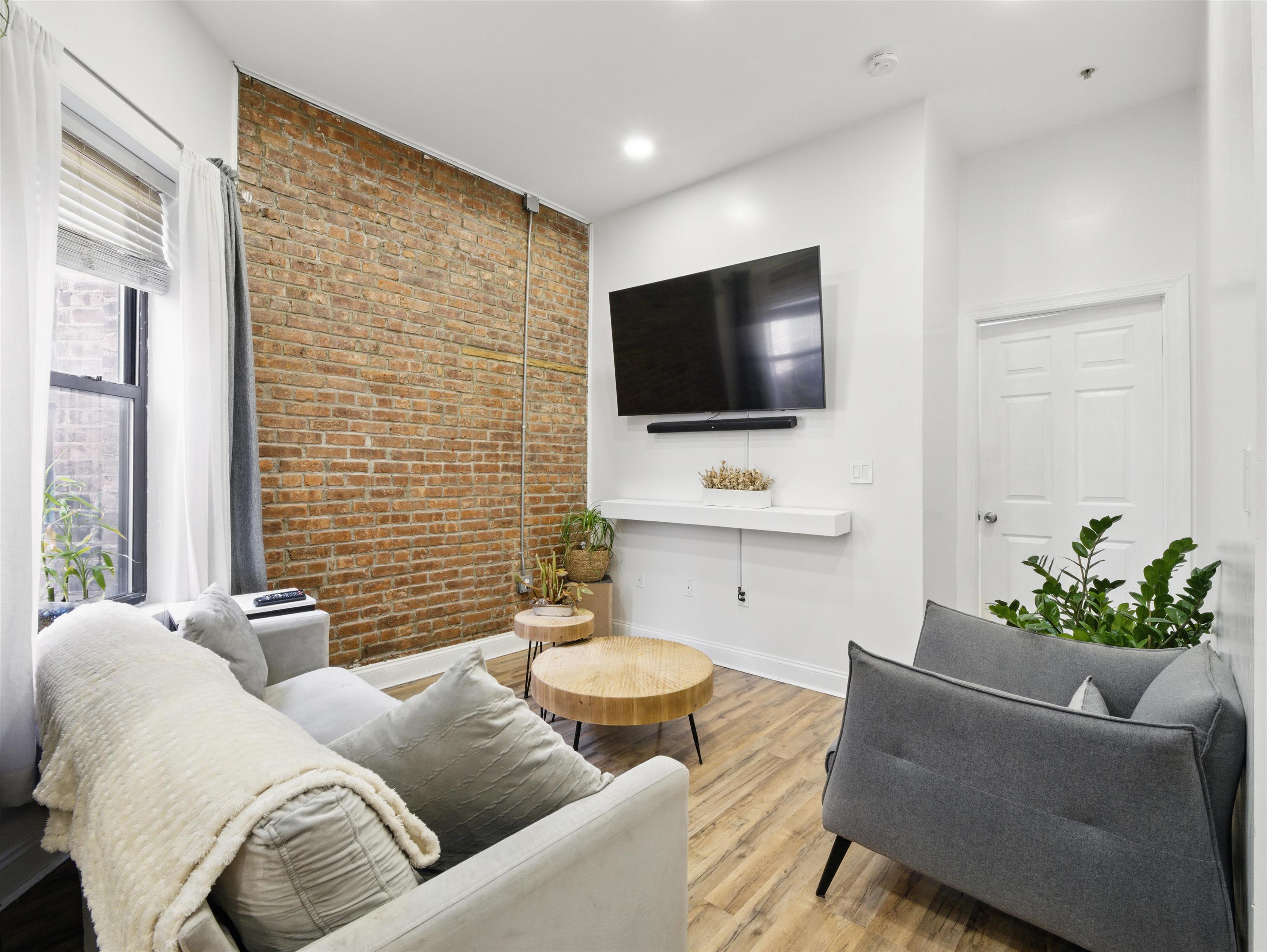 77 Crescent Ave #8, Jersey City, New Jersey image 1