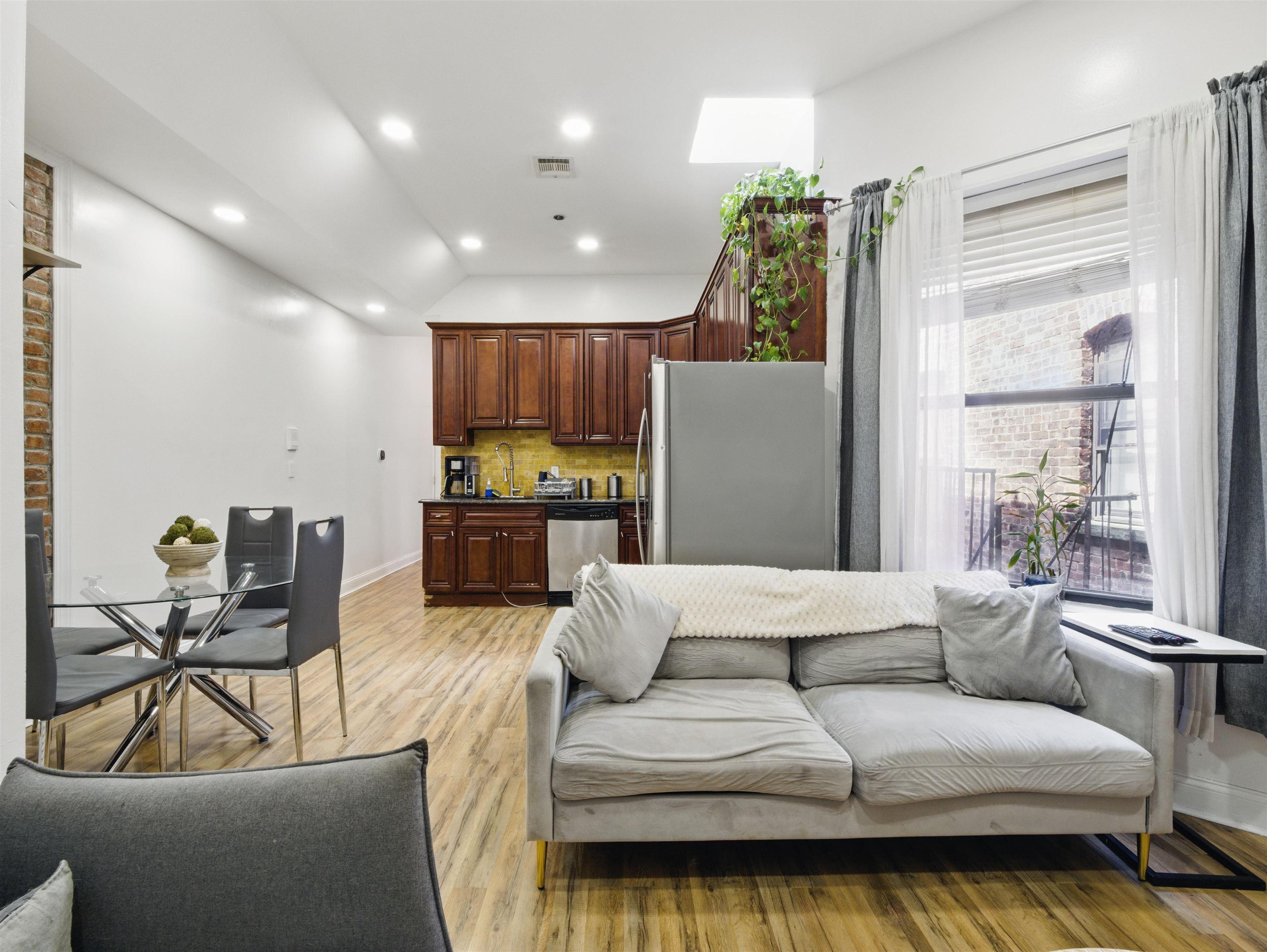 77 Crescent Ave #8, Jersey City, New Jersey image 5