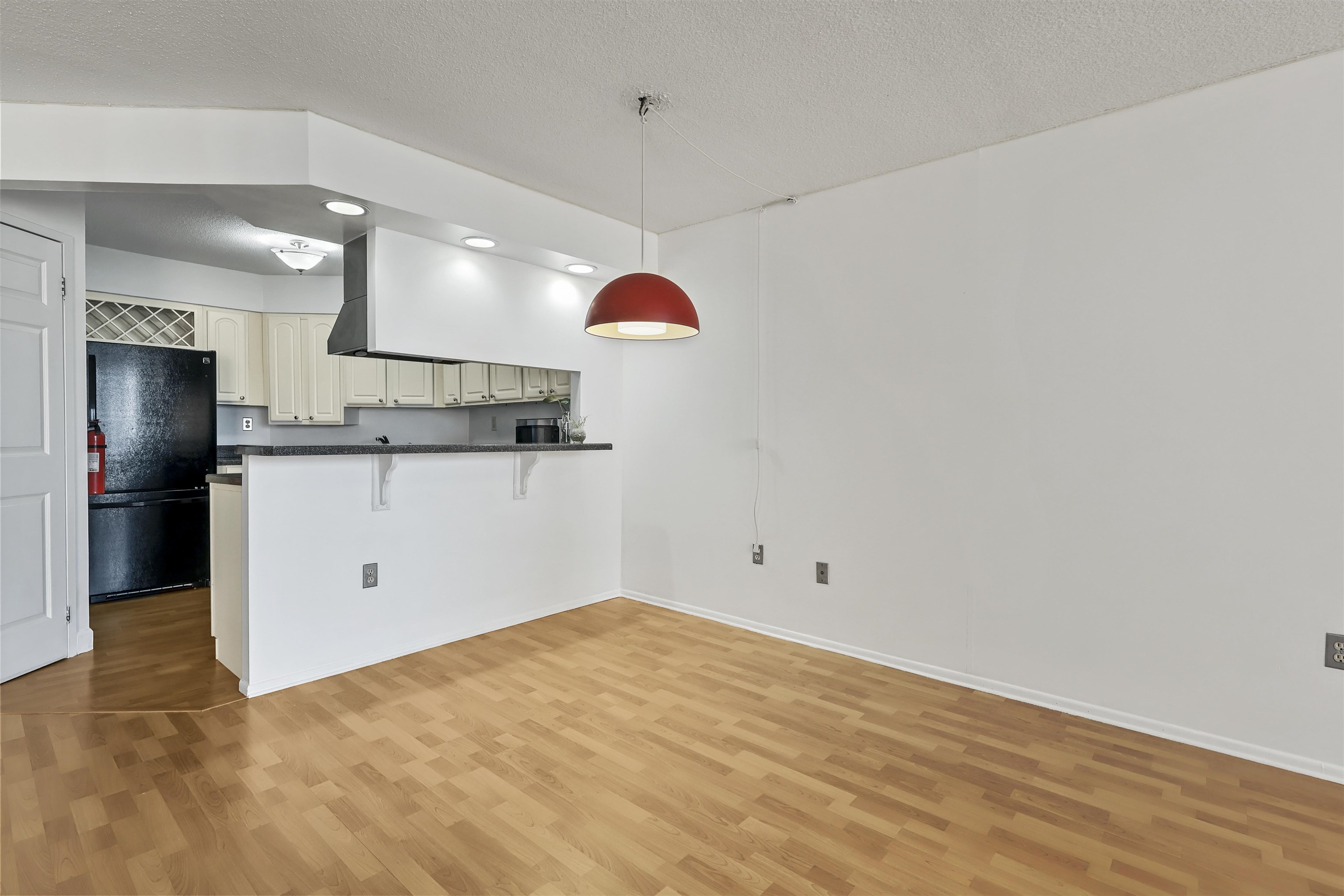 816 Harmon Cove Tower #816, Secaucus, New Jersey image 13