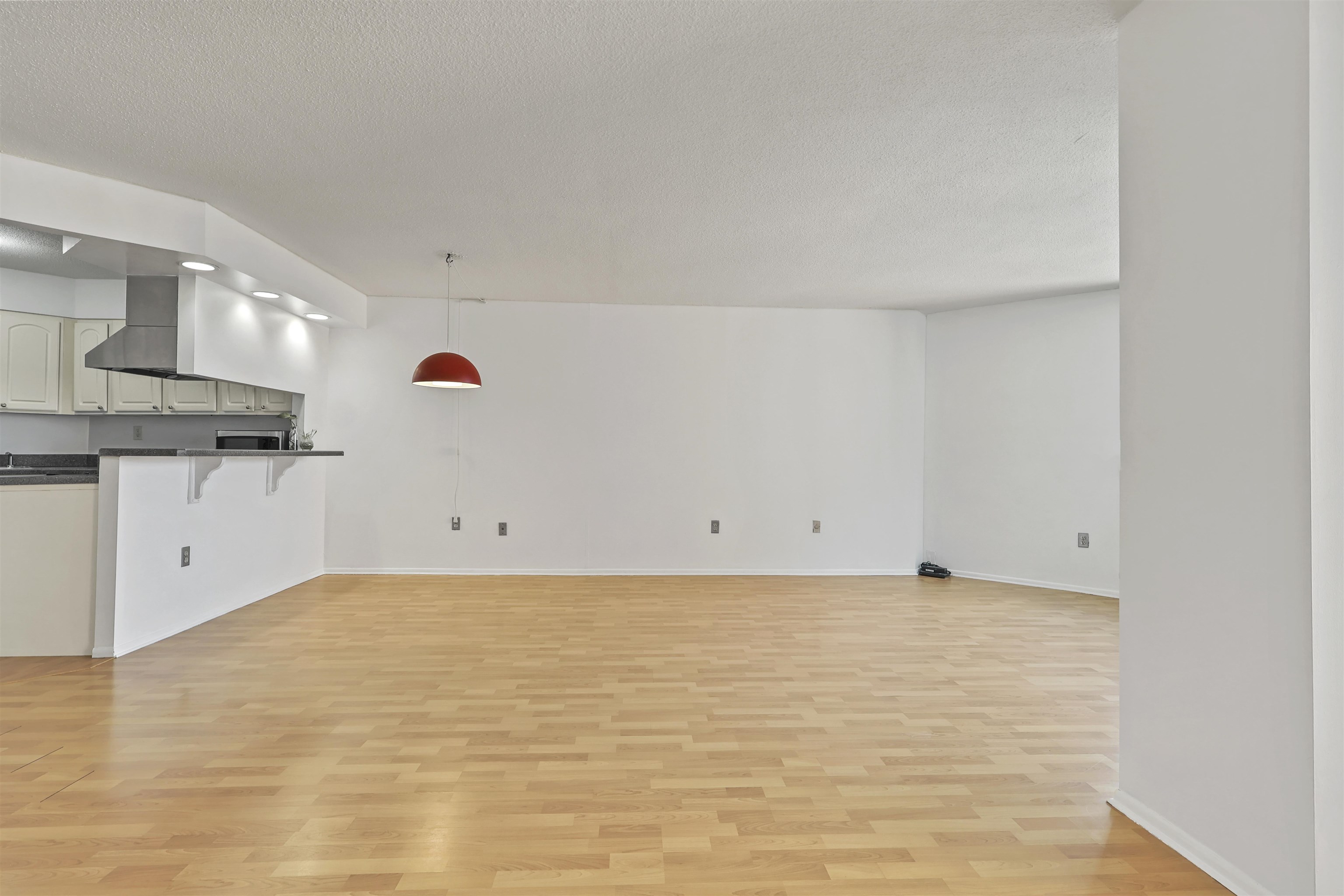 816 Harmon Cove Tower #816, Secaucus, New Jersey image 19