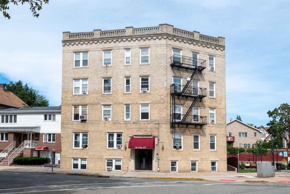 18 74TH ST # BA2, NORTH BERGEN, NJ 07047 - Image baba3d3d94ef82f3c182daec536157ce/739091948
