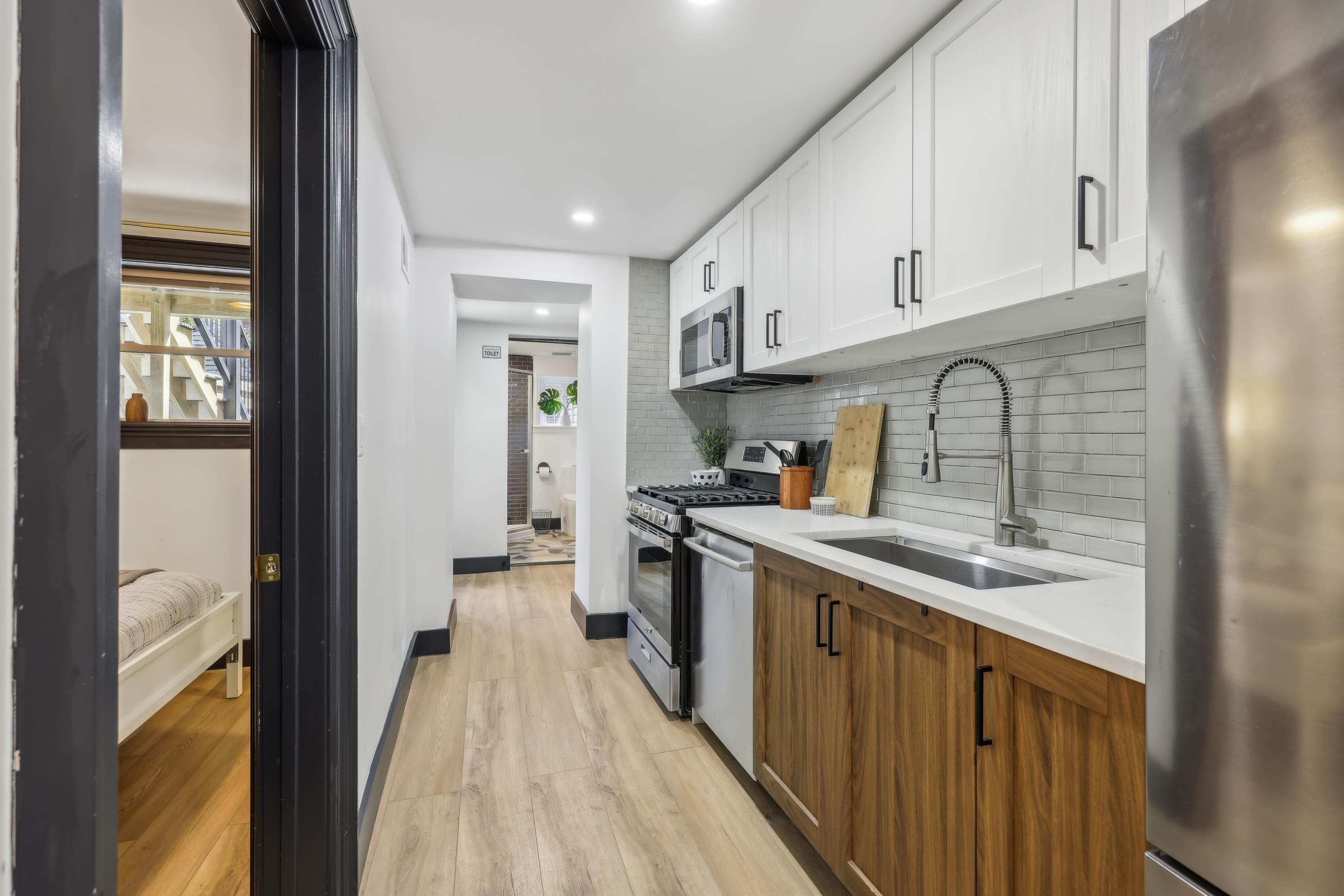 550 Jersey Ave, Jersey City, New Jersey image 34