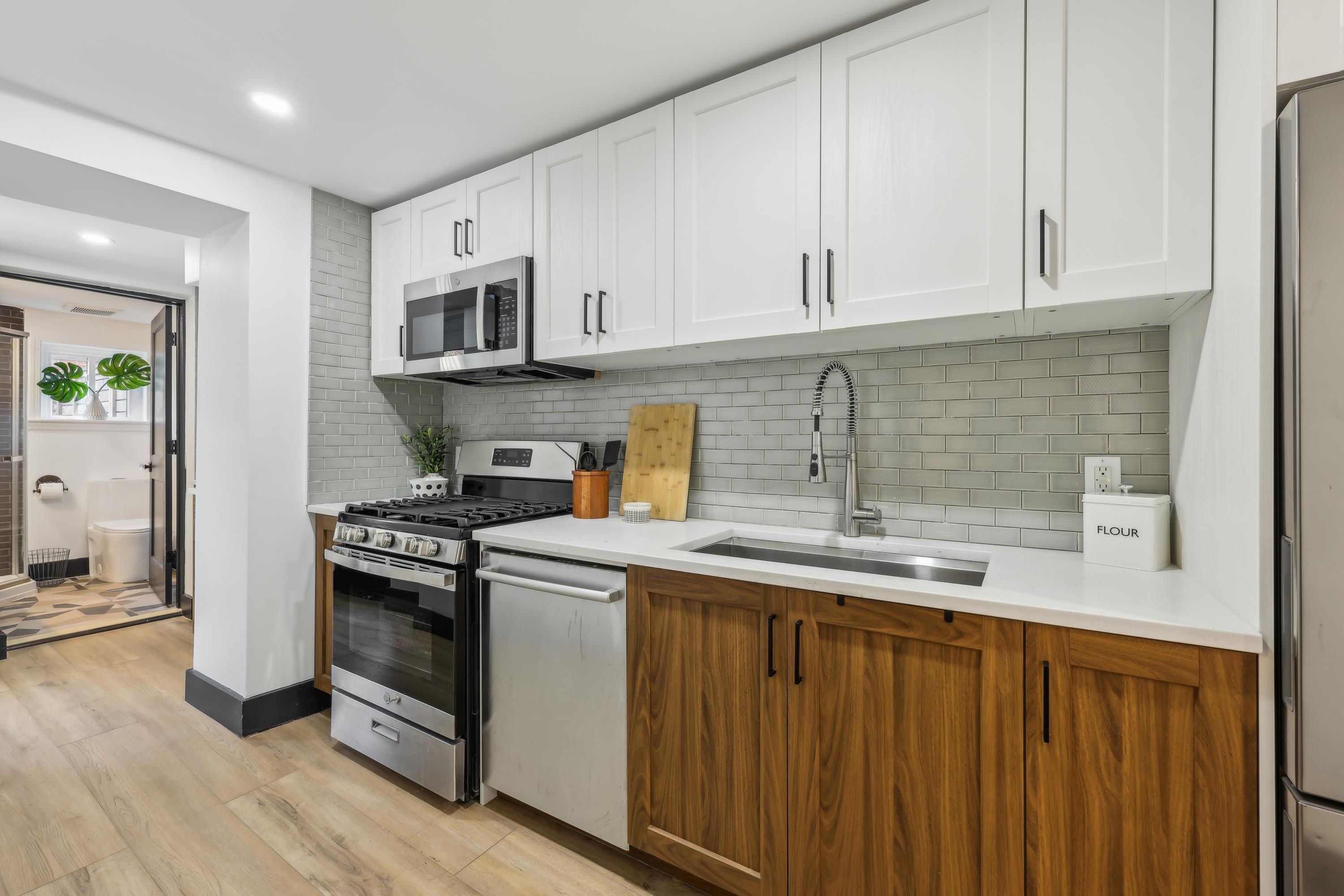 550 Jersey Ave, Jersey City, New Jersey image 33