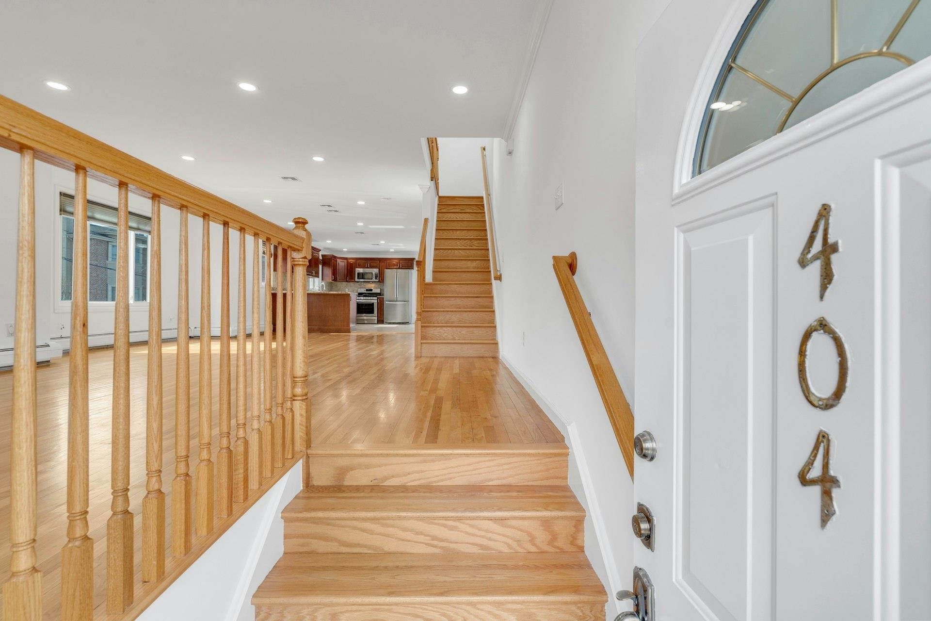 404 Washington Ave, Cliffside Park, New Jersey image 3