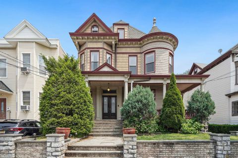 Multifamily For Sale - 26 Carlton Ave<br/> Jersey City, NJ 07307