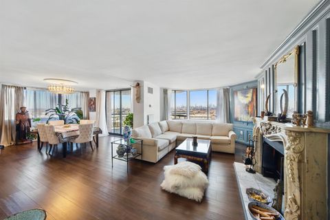 2005 Harmon Cove Tower Unit 2005, Secaucus, NJ 07094 - MLS#: 250004243