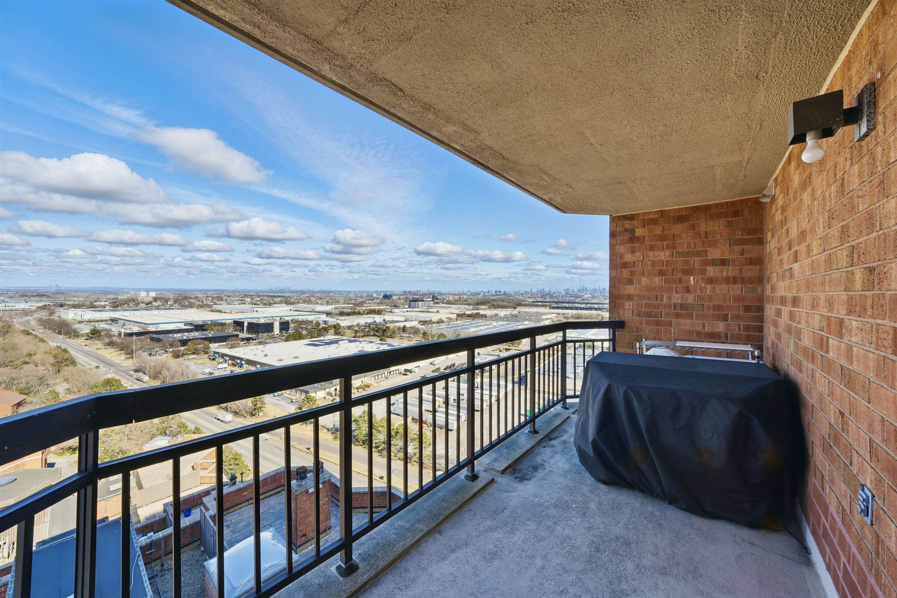 2005 Harmon Cove Tower #2005, Secaucus, New Jersey image 38
