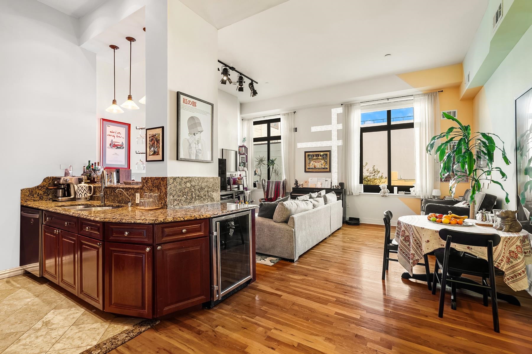 530 GREGORY AVE C301