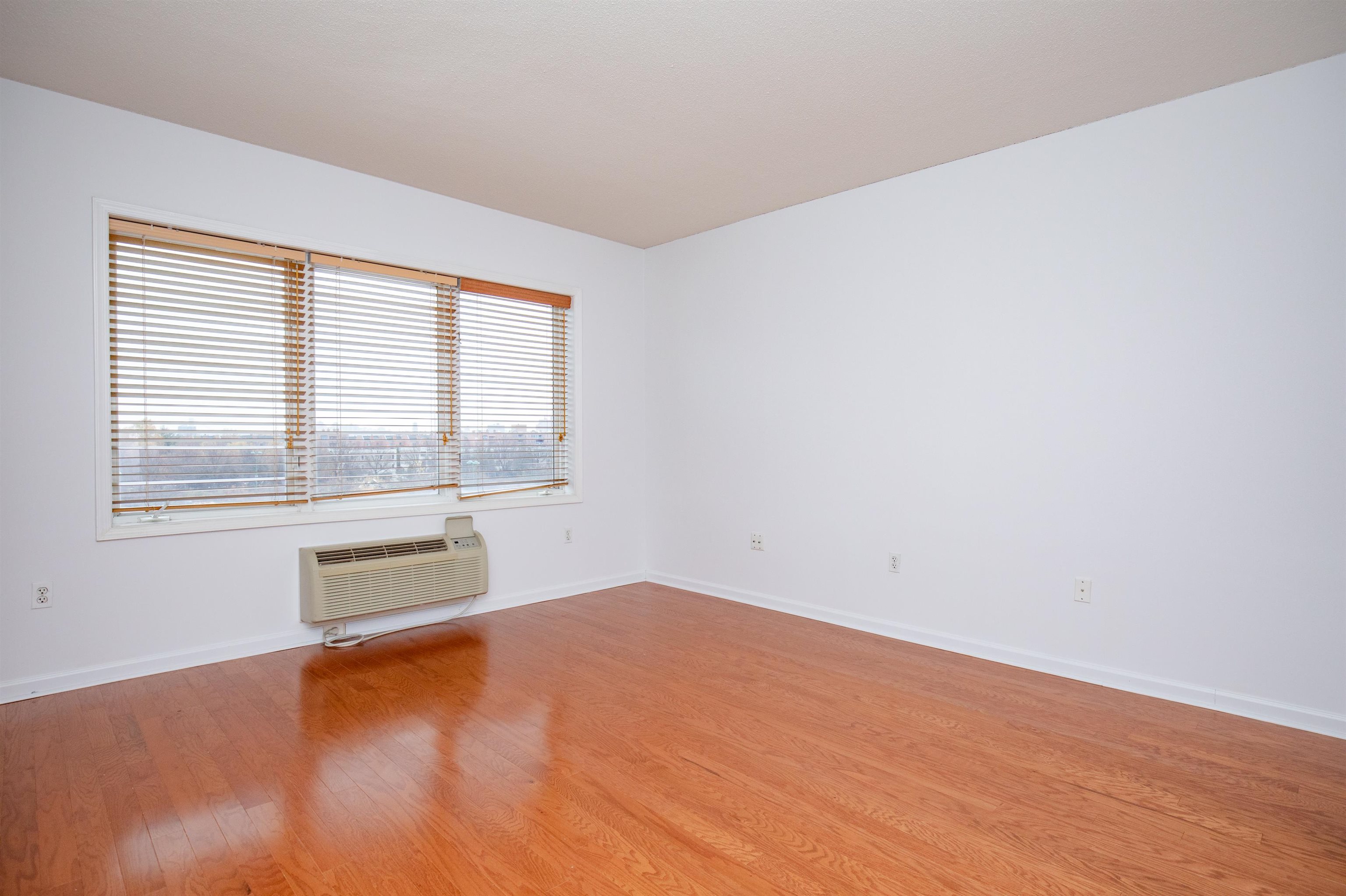 2206 City Pl, Edgewater, New Jersey image 13