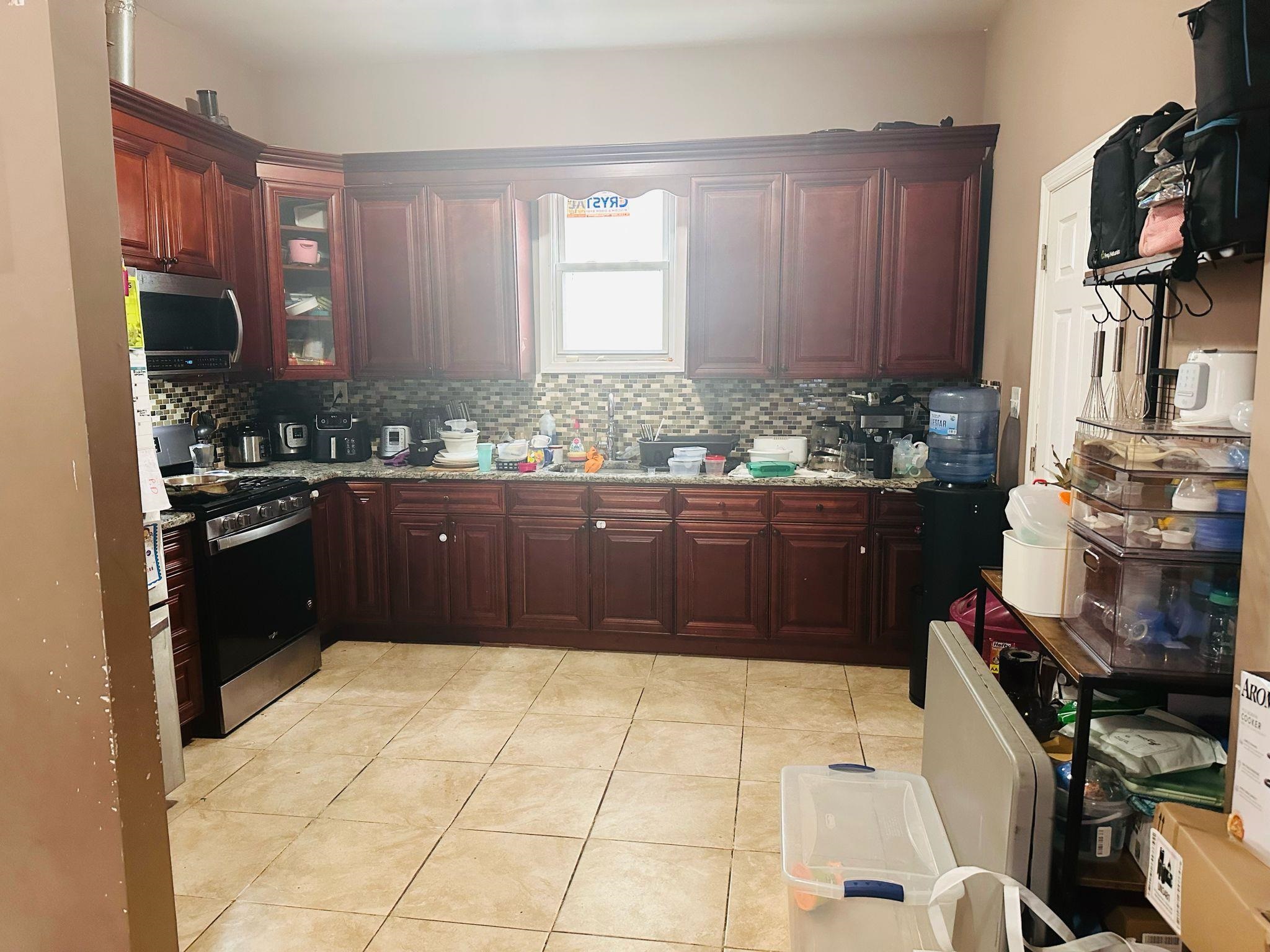 531 25th St, Paterson, New Jersey image 8