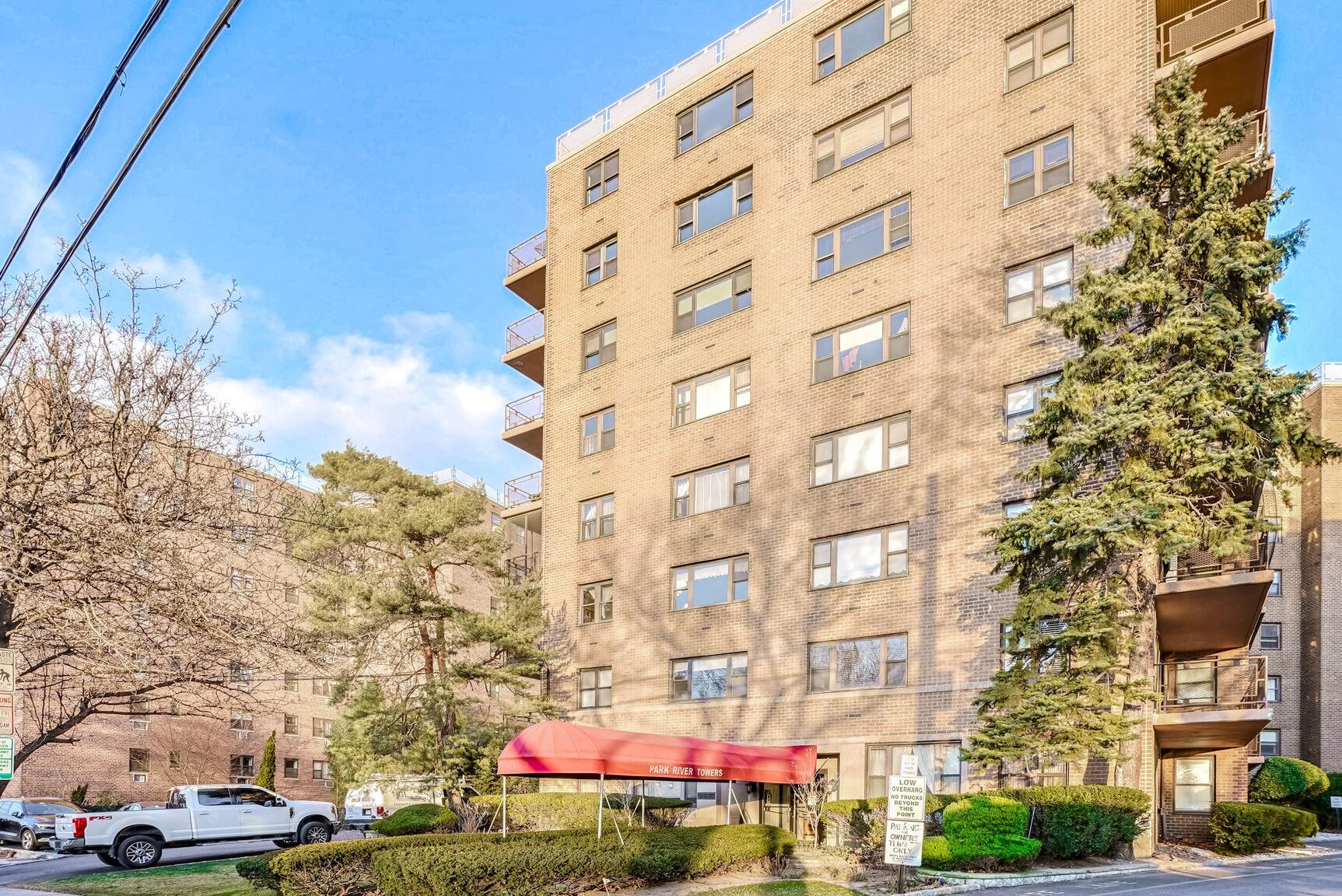 8800 Blvd East #7E, North Bergen, New Jersey image 1