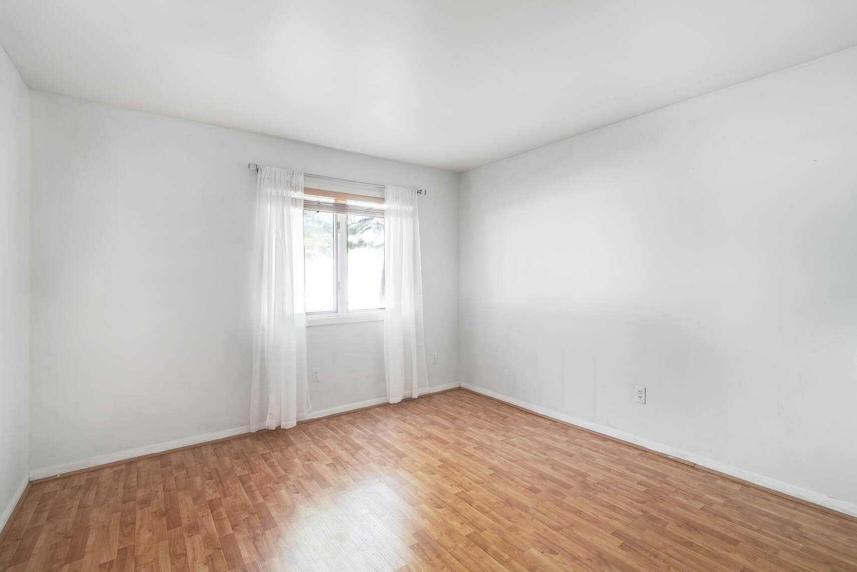 55 Presidential Dr, Englewood, New Jersey image 5