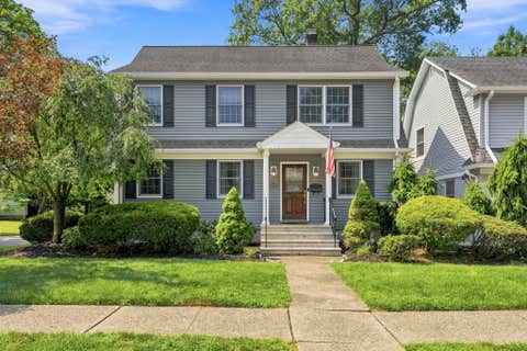 Homes For Sale - 149 Palisade Ave<br/> Emerson, NJ 07630