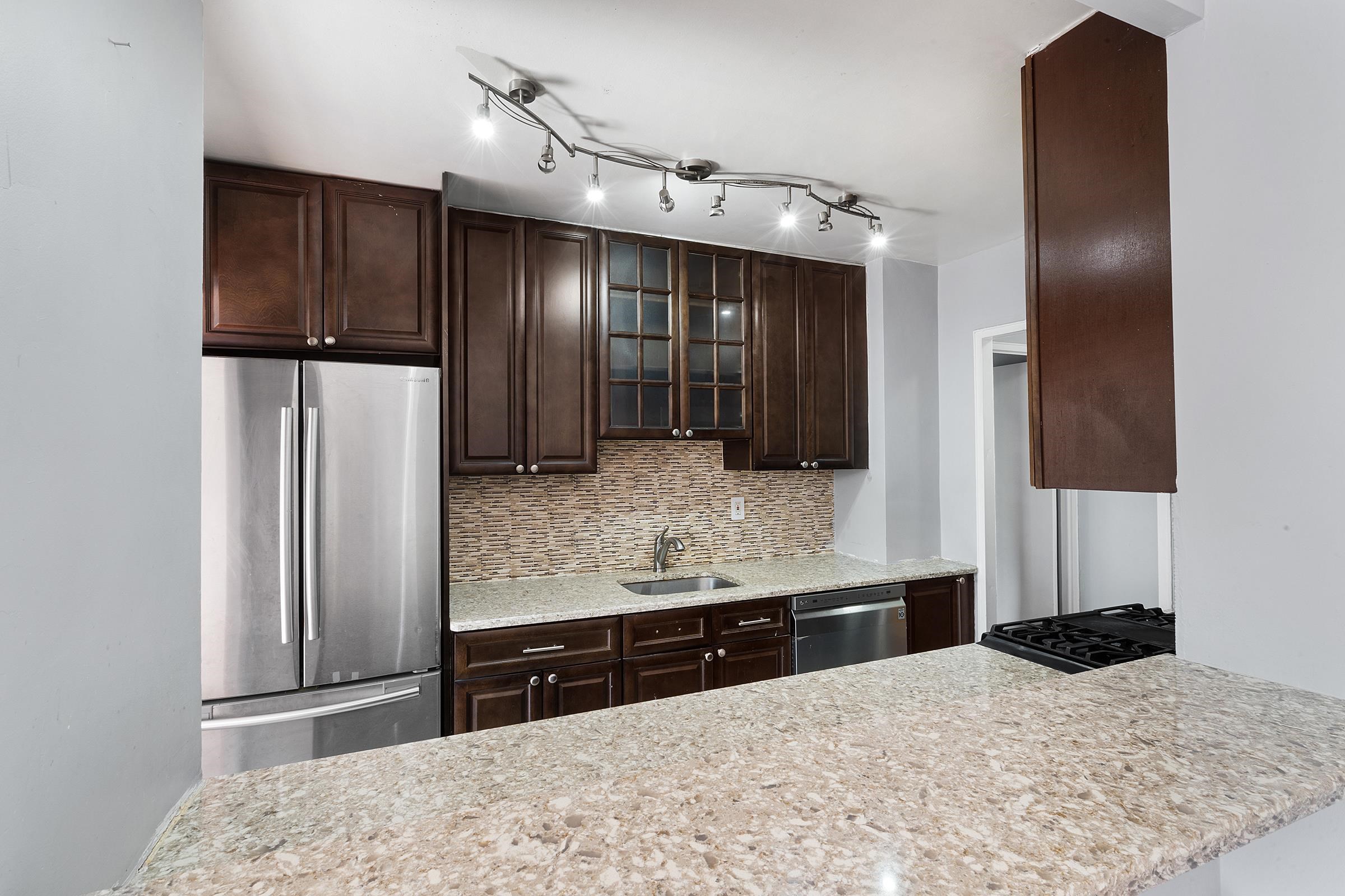 201 St Pauls Ave #1T, Jersey City, New Jersey image 4