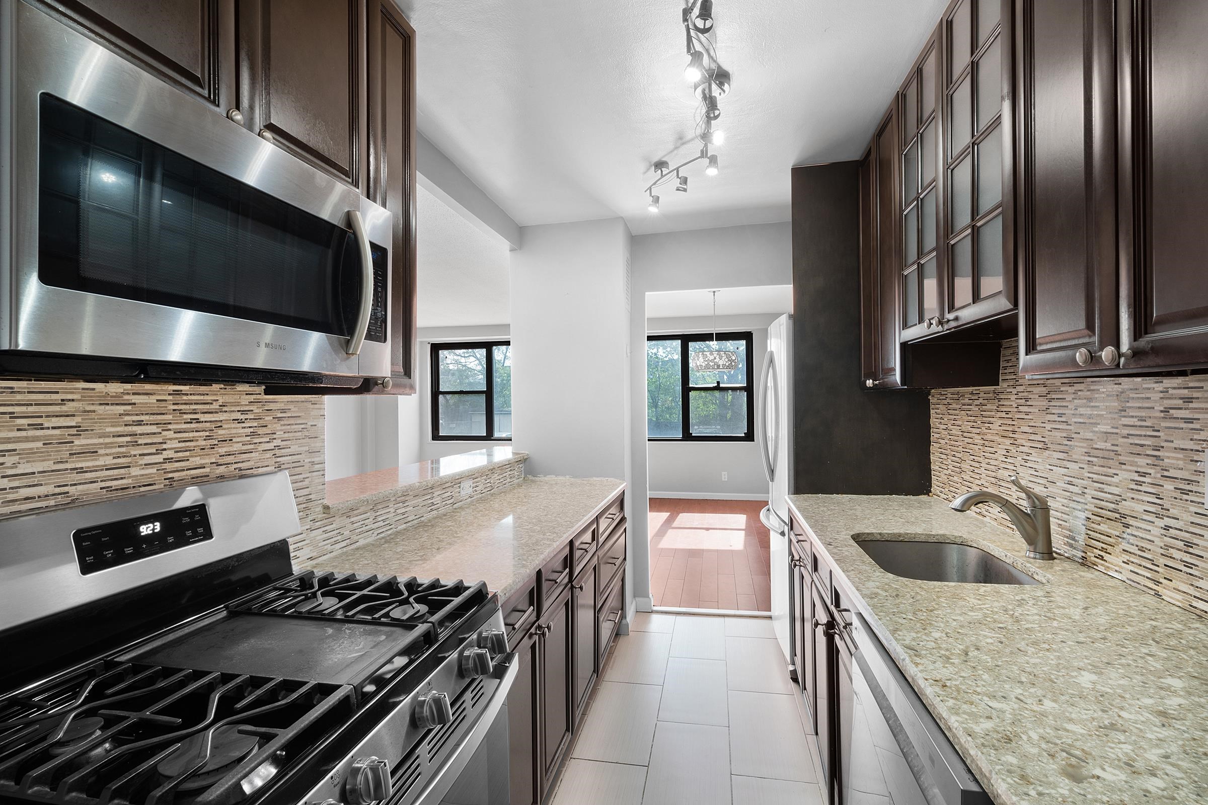201 St Pauls Ave #1T, Jersey City, New Jersey image 1