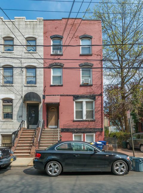 Apartment For Rent - 707 Garden St #1<br/> Hoboken, NJ 08753