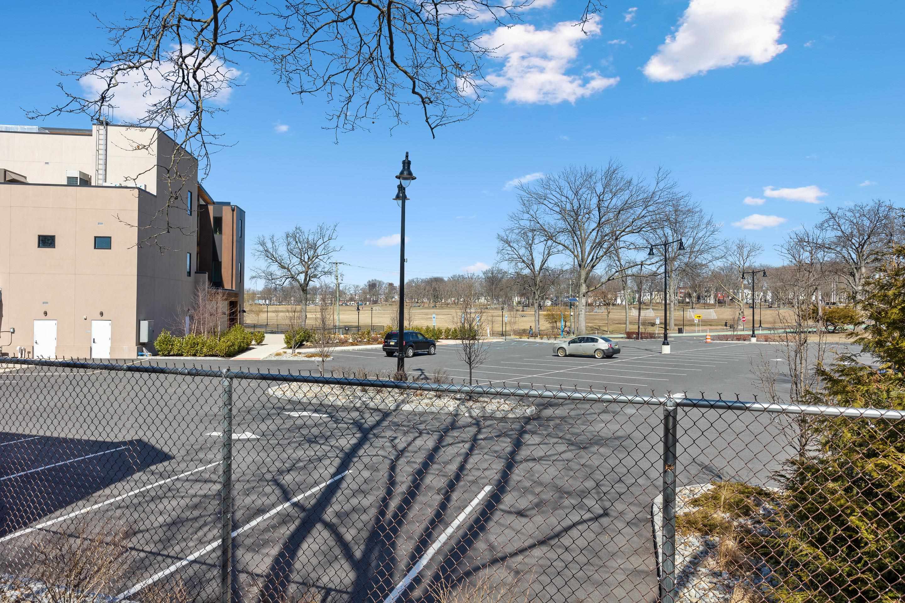 20 Nunda Ave, Jersey City, New Jersey image 4