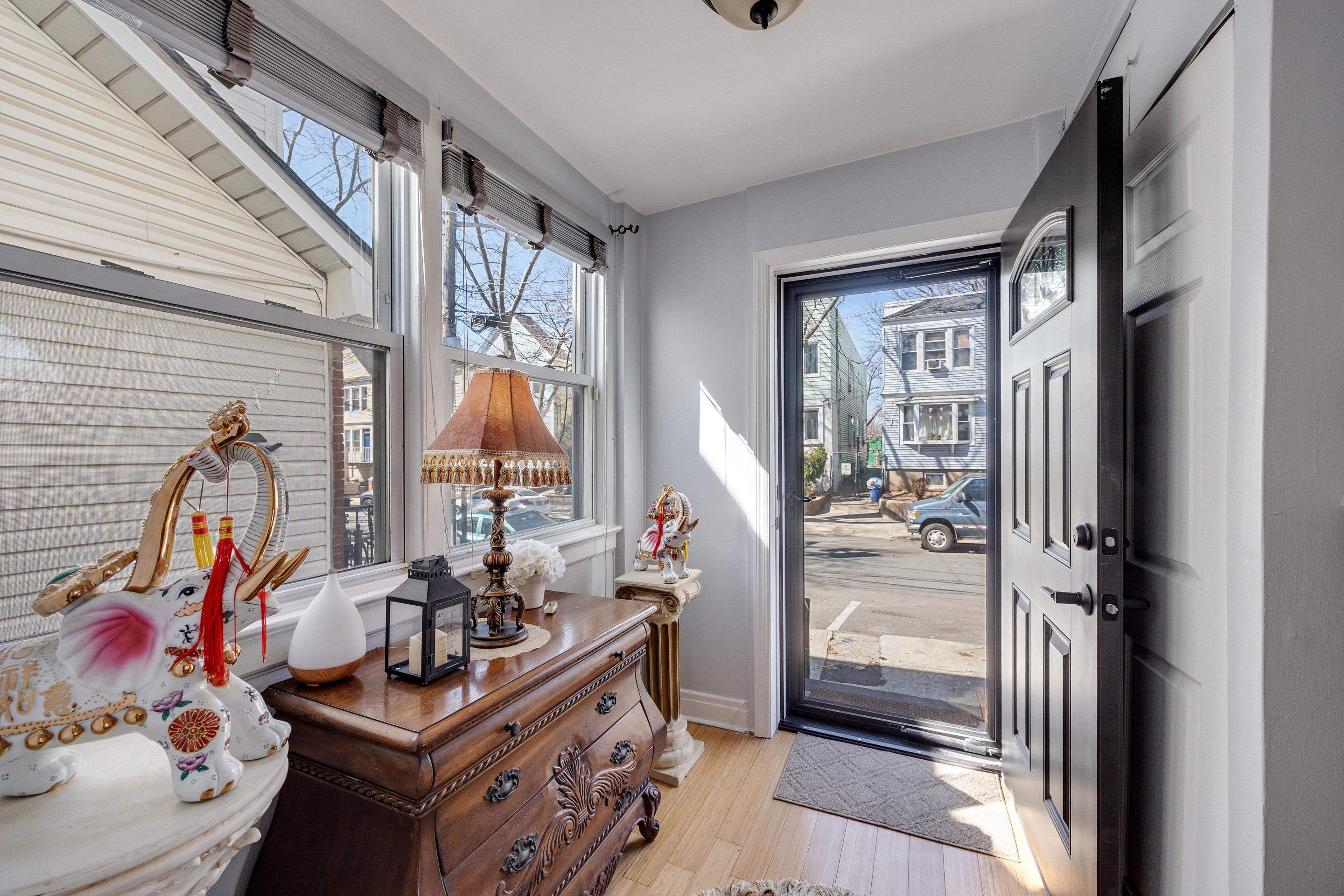20 Nunda Ave, Jersey City, New Jersey image 7