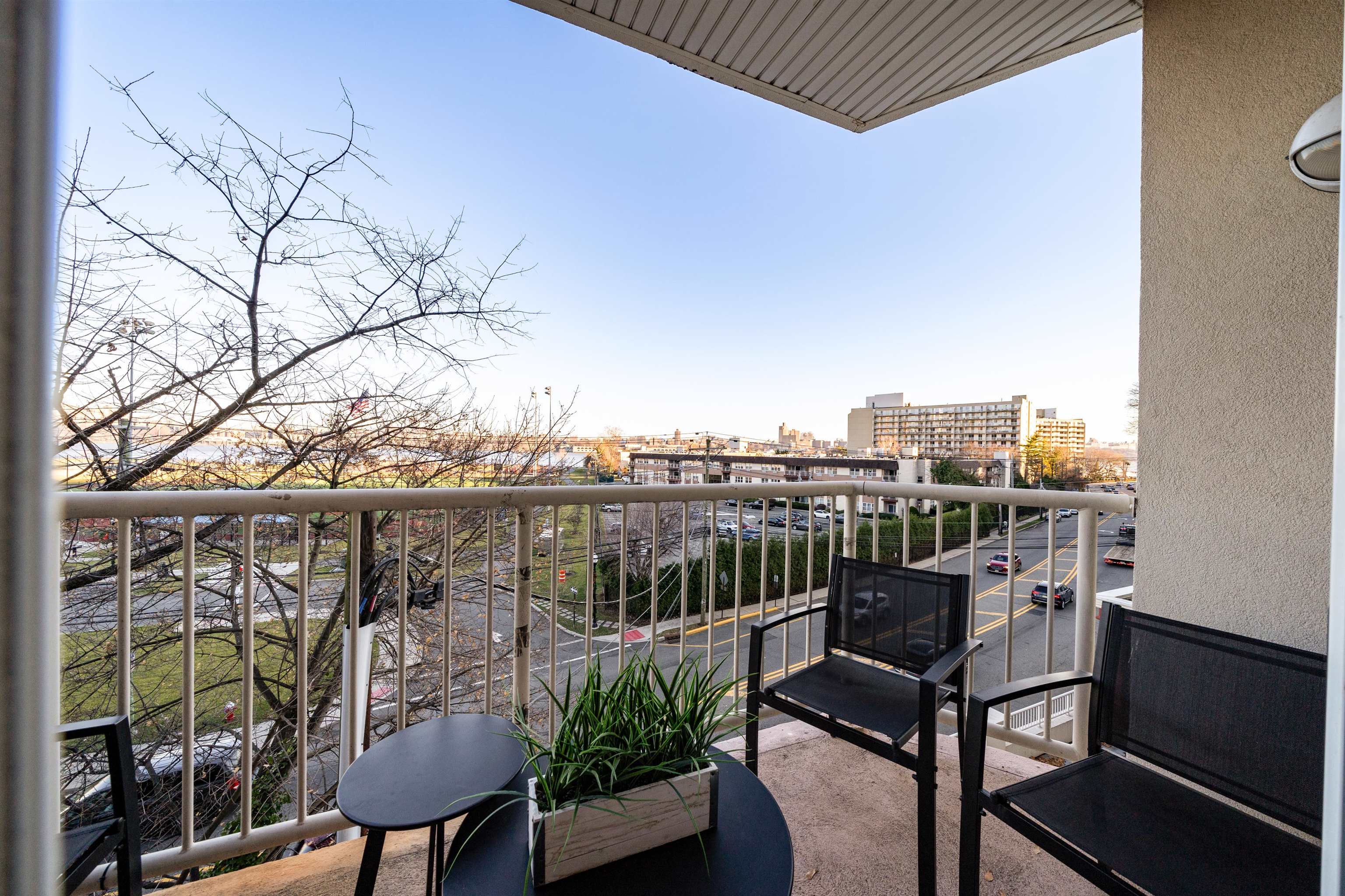 1100 River Rd #306, Edgewater, New Jersey image 3