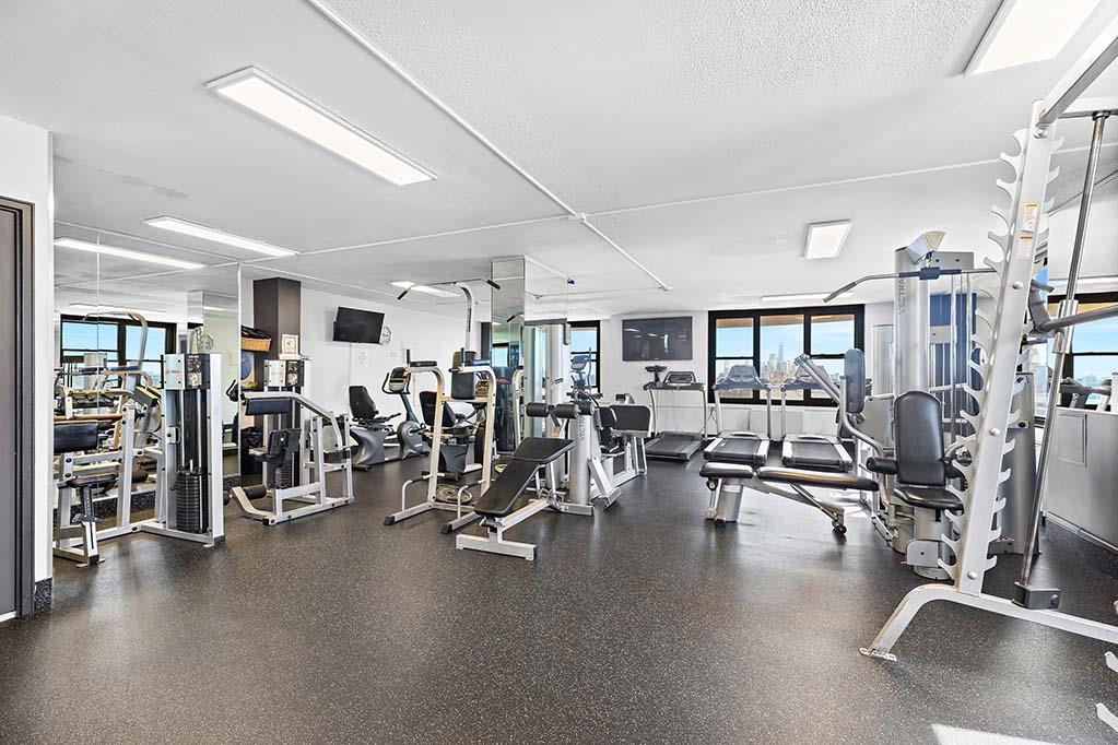 380 Mountain Rd #1201, Union City, New Jersey image 28
