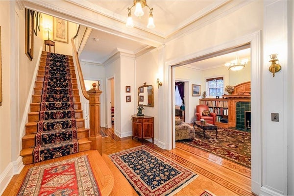 895 SUMMIT AVE, JERSEY CITY, NJ 07307 - Image be3693b92a436ea4bf6e4dc36bbd49b9/3670018522