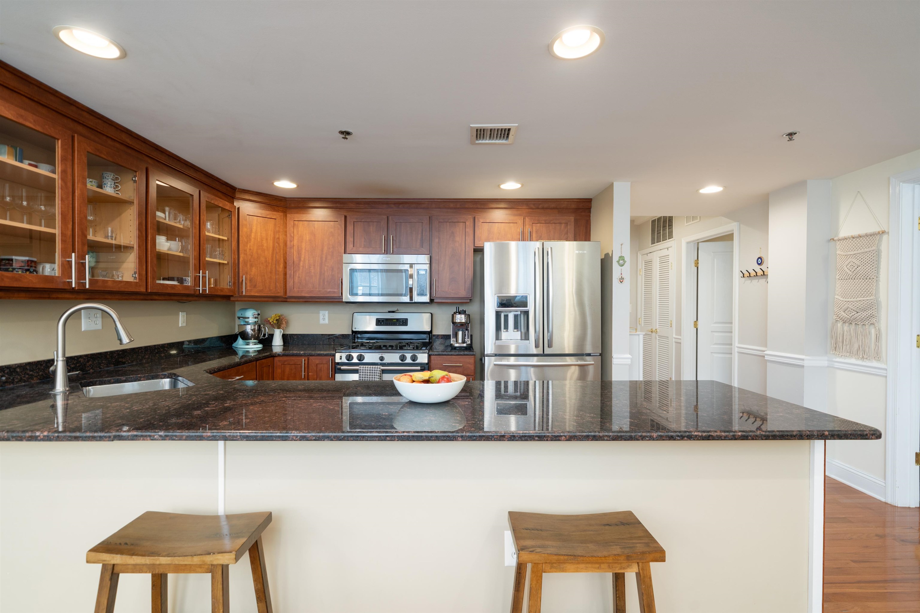 727 Monroe St #503, Hoboken, New Jersey image 3