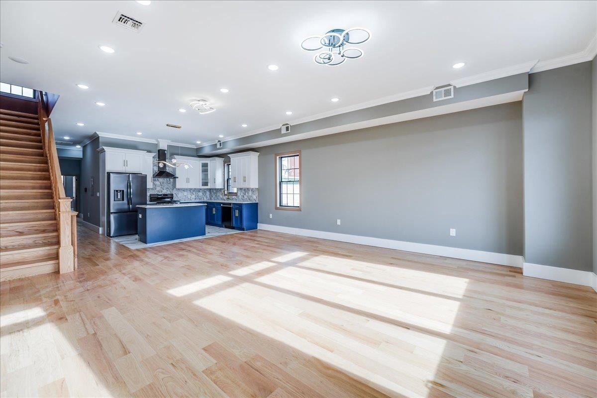 412 10th St #2, Union City, New Jersey image 12