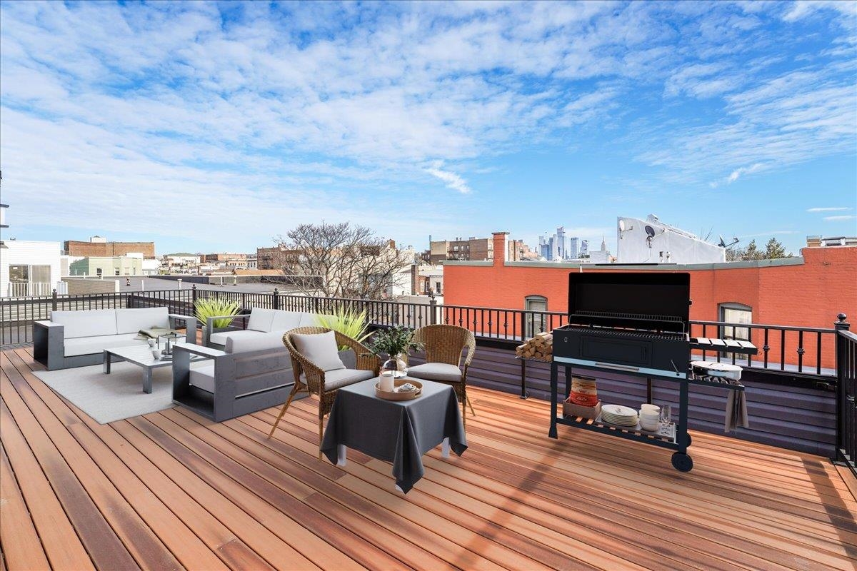 412 10th St #2, Union City, New Jersey image 4