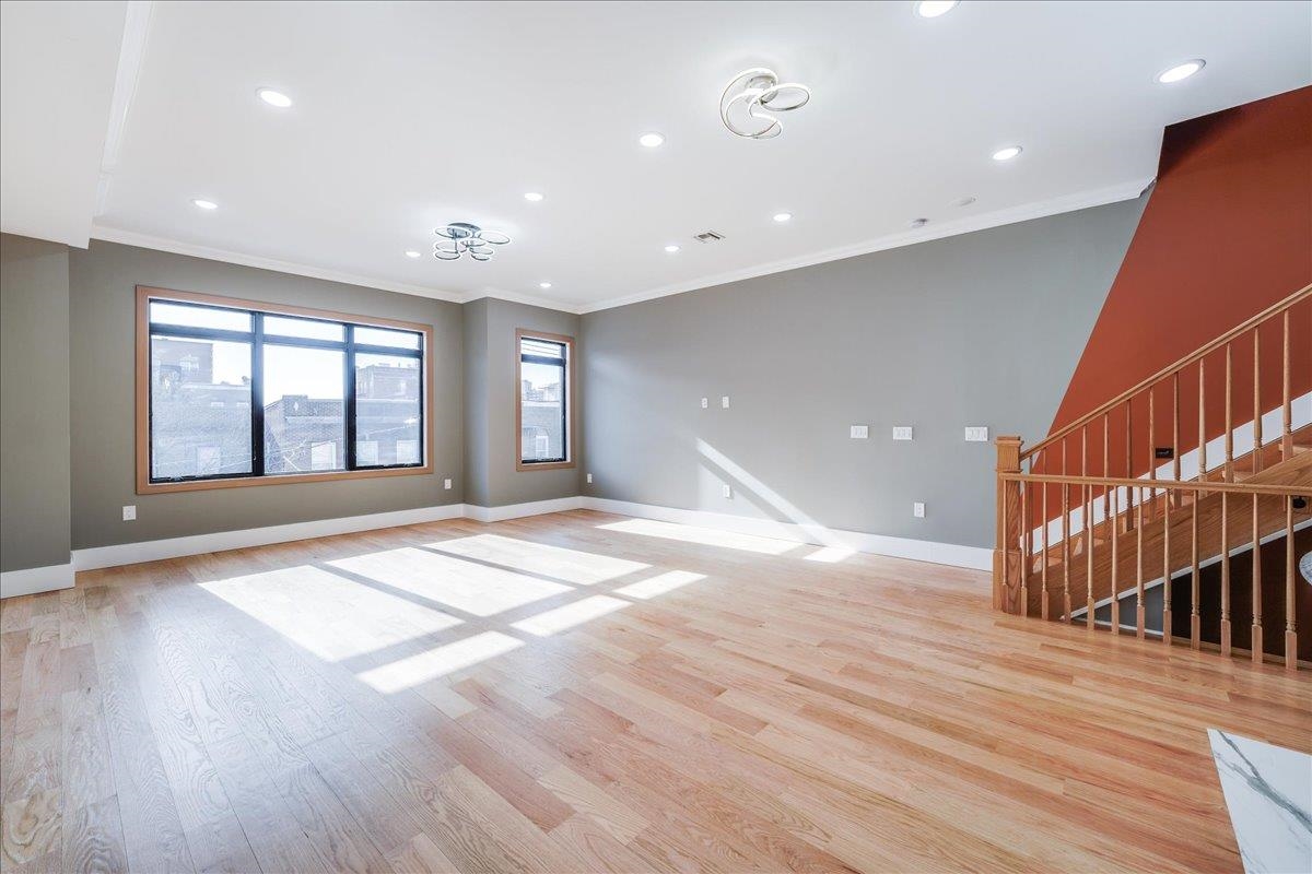 412 10th St #2, Union City, New Jersey image 10